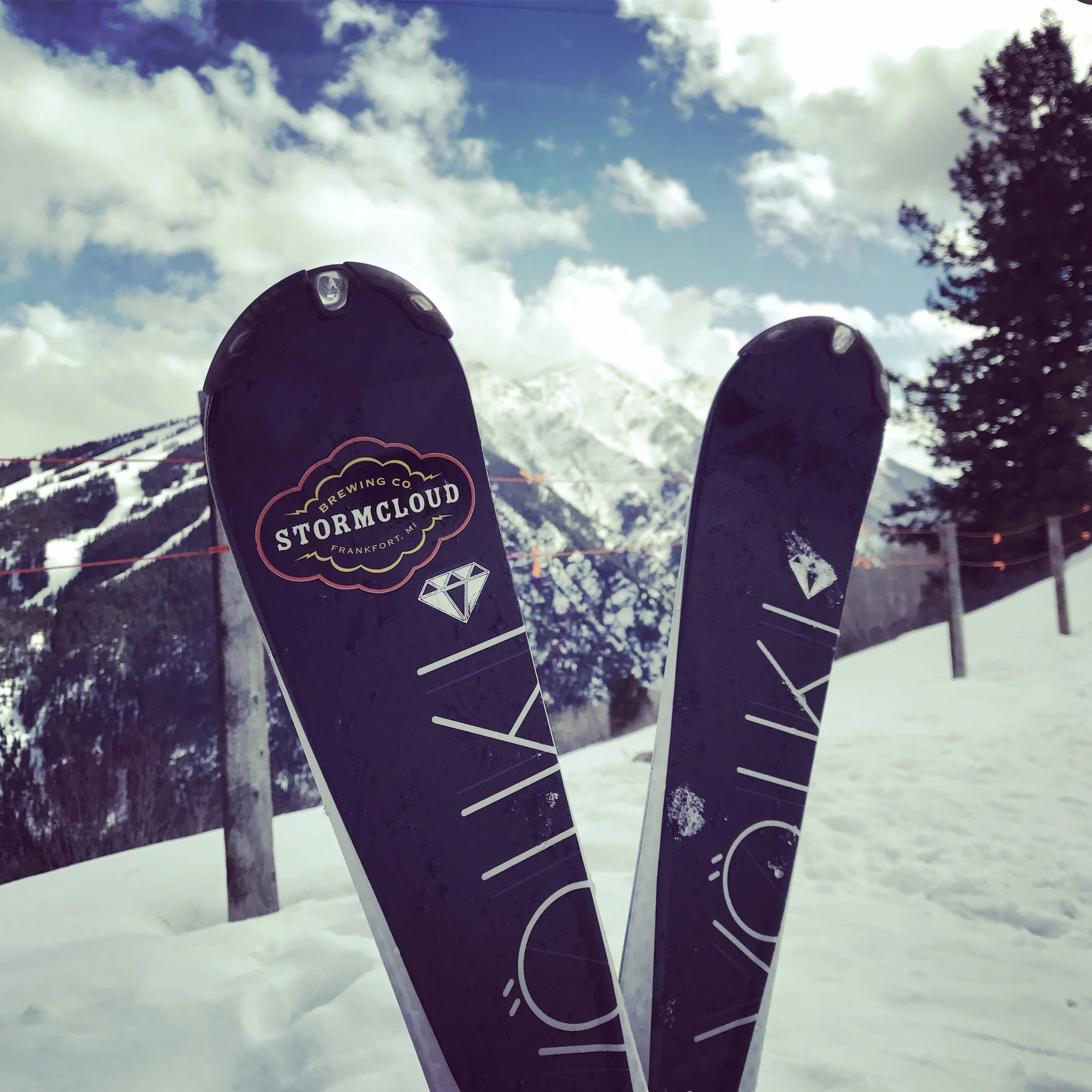 stormcloud at aspen.JPG