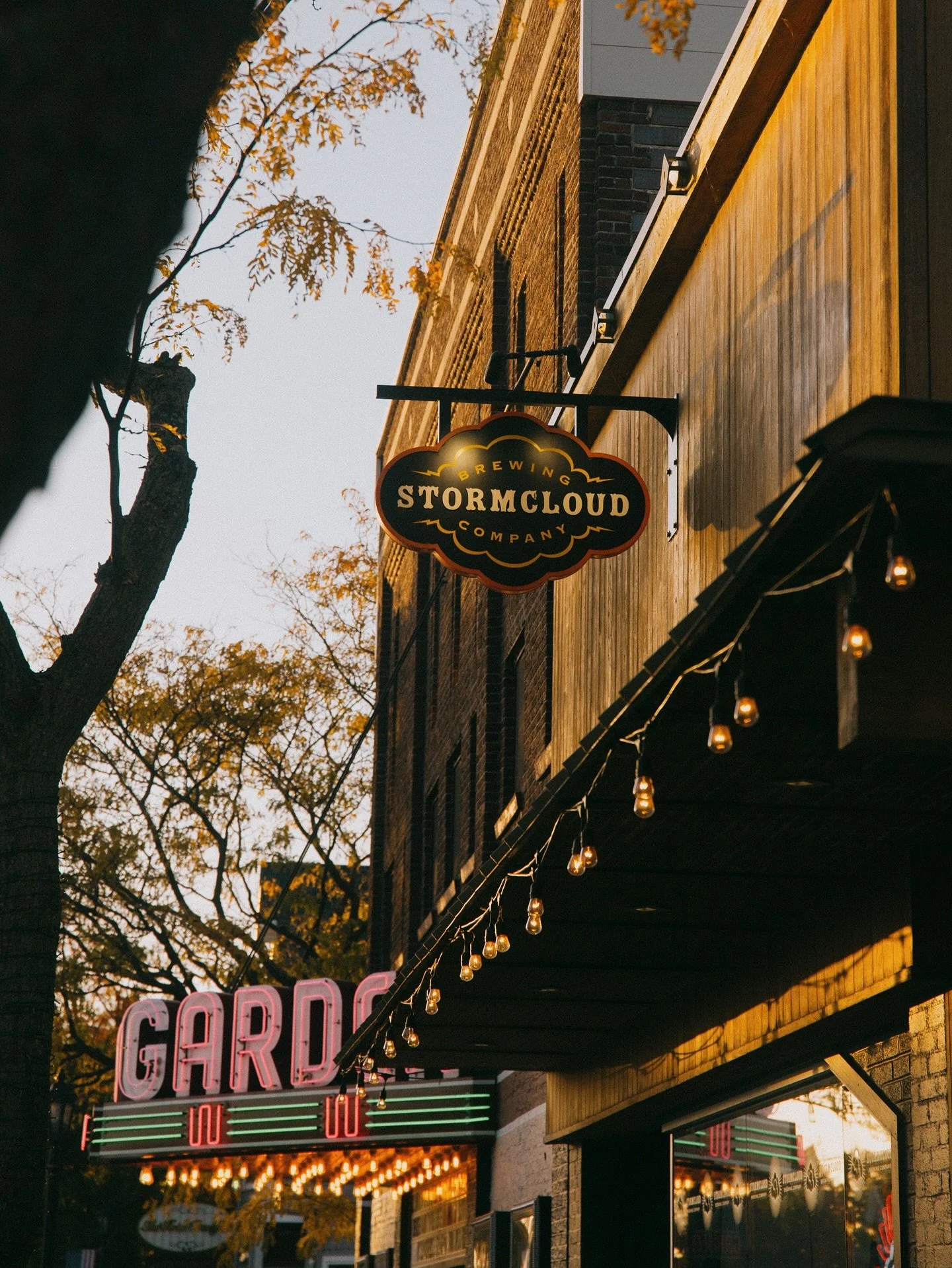 It&rsquo;s Frankfort Film Festival! 🎬

Now through October 19, @thegardentheater is featuring 14 films, trivia nights, the Frankfort48 Showcase, and more. Make a night of it&mdash;stop in for a meal &amp; beer before your movie and enjoy the full fe