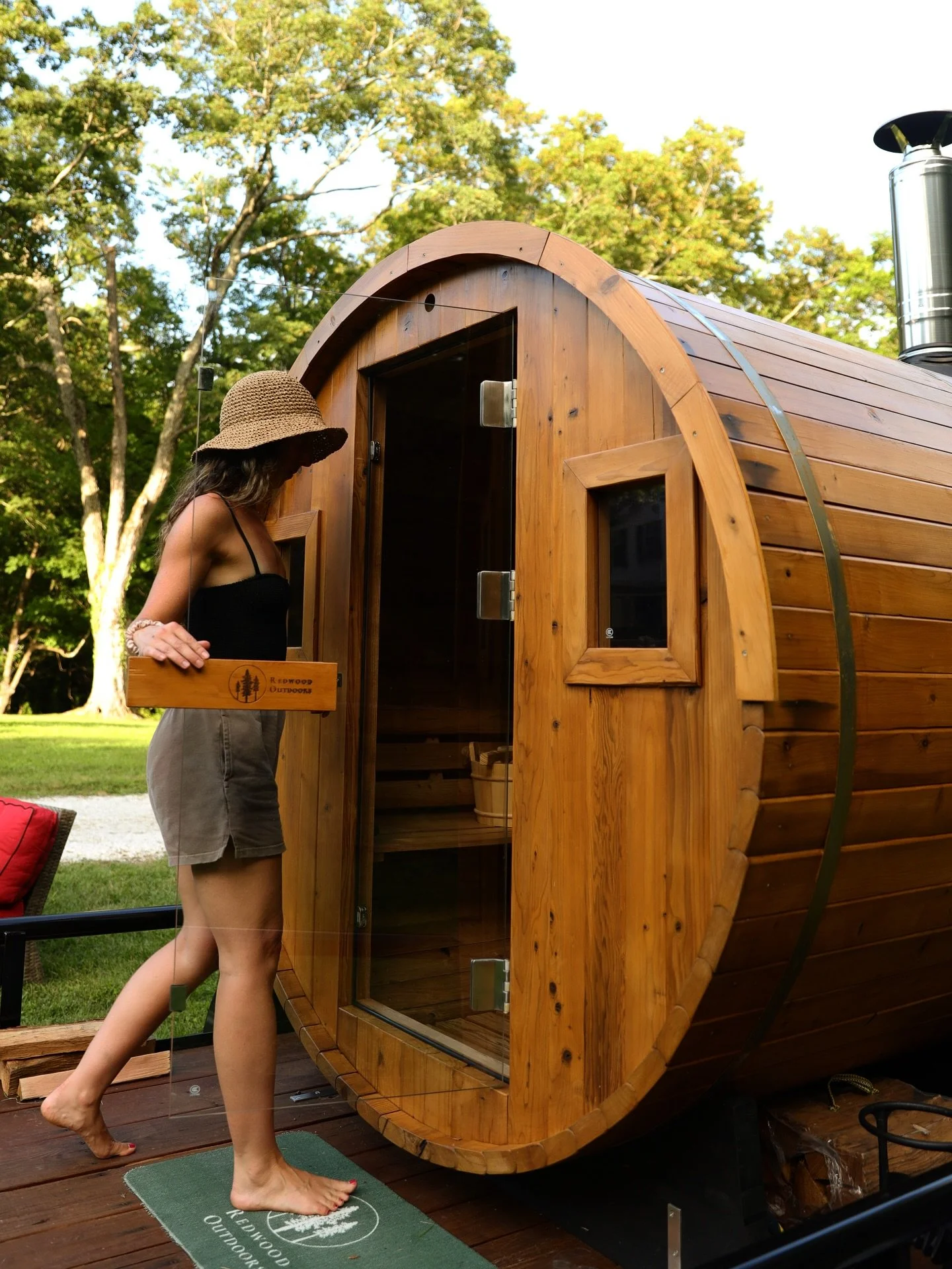 Ready to hop in? 

Send us a message or check our website through the link in bio for more info &amp; booking ✨

#mobilesauna #annapolis #wellness #sauna #coldplunge #rental