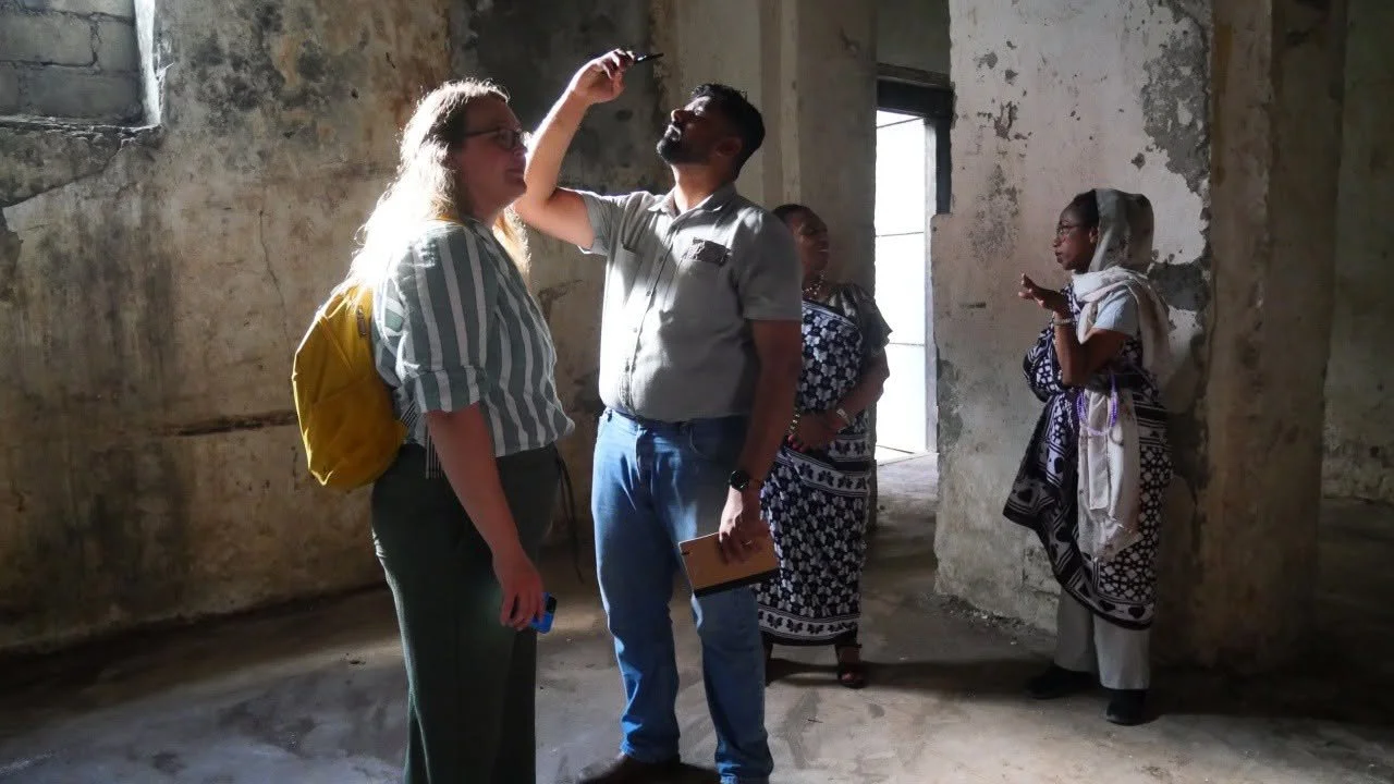 Mission « Salt and Stone » : visite de la Maison Princière Swaniyani et réunion technique
