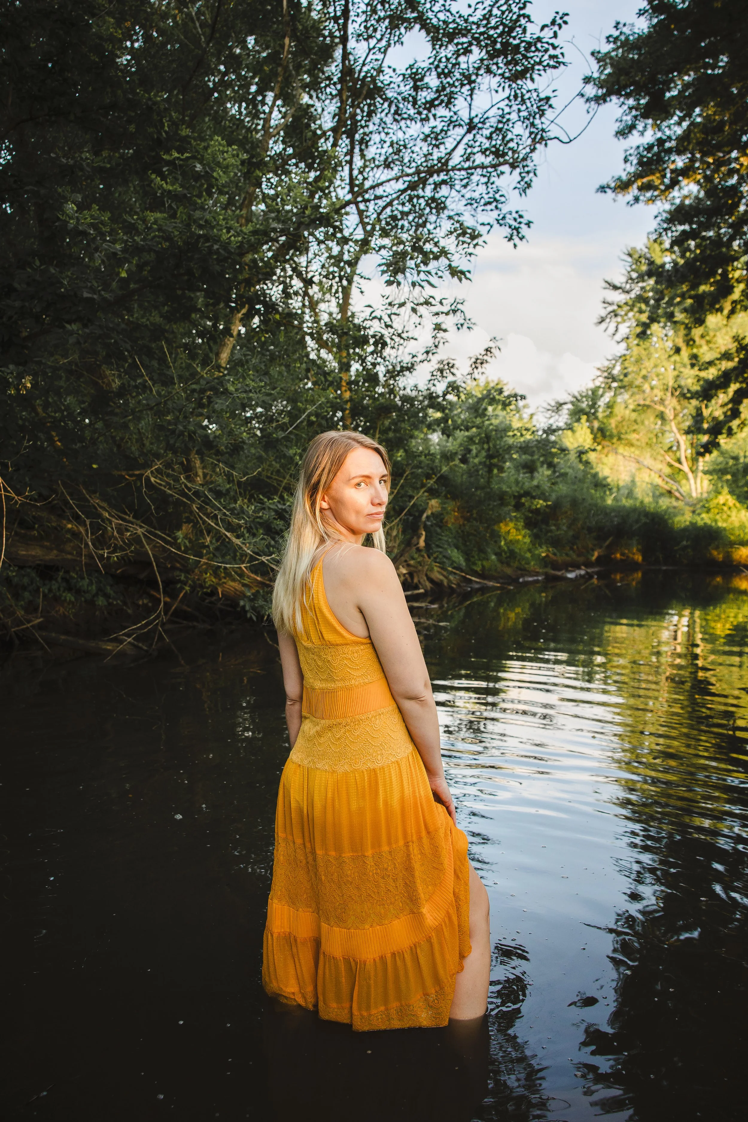 River-bodylove-portraits-woodstock.jpg