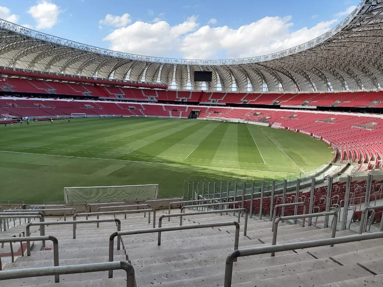 Seleção feminina estreia no Beira-Rio contra a Argentina sem Arthur Elias e com testes
