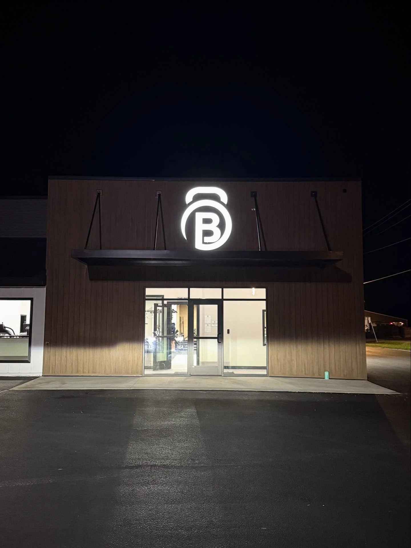 We&rsquo;re officially open! 

Stop by and see us this weekend to get signed up and hit your first workout!

Hours this weekend are: 
Friday 5am-5pm
Saturday 8am-3pm
Sunday 12pm-4pm

If you can&rsquo;t make it in this weekend but want to come first t