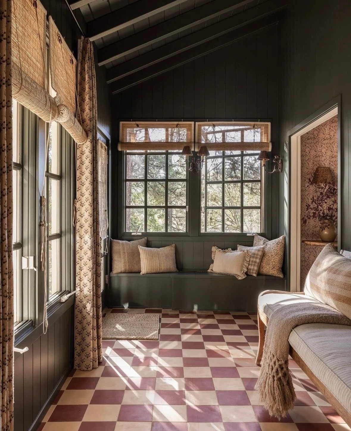 This weeks inspiration ~ Winding down in quiet corners, layered textures, and the beauty of small moments. As the new year begins, Meg Larkin Home is grateful for spaces that invite us to slow, settle, and welcome what&rsquo;s next

🤍Inspiration &am