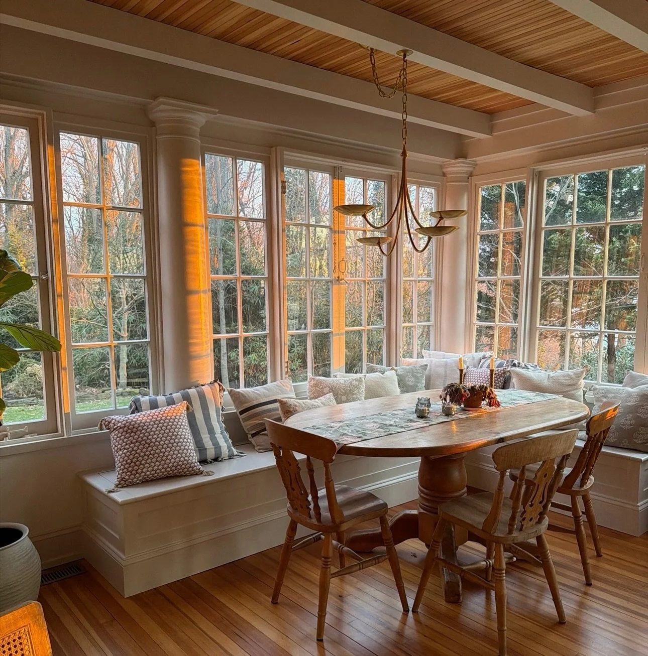 A peak into Meg Larkin Home&rsquo;s studio aka my camera roll! 🤍