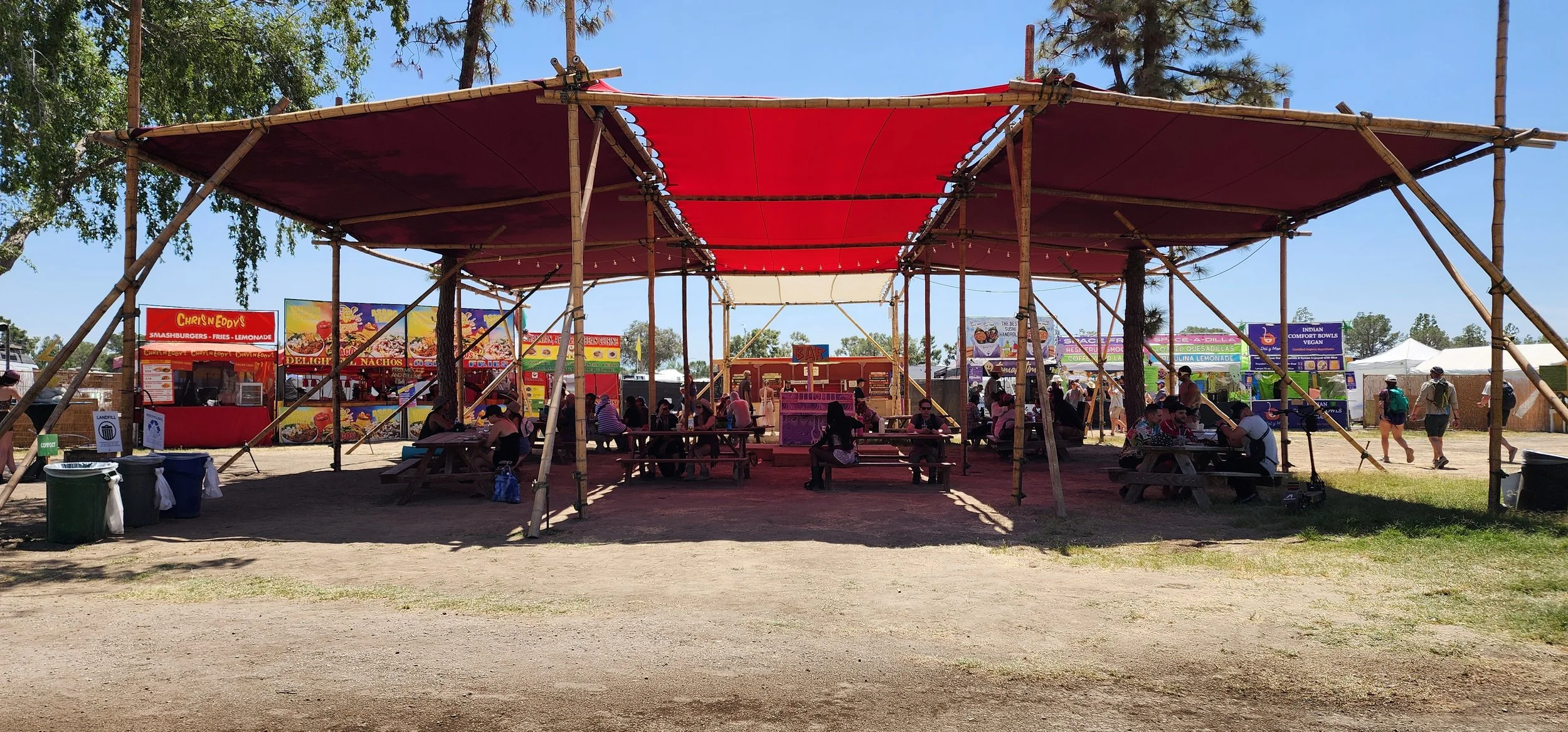 Lightning Bottle Food Court Shade (51x68)