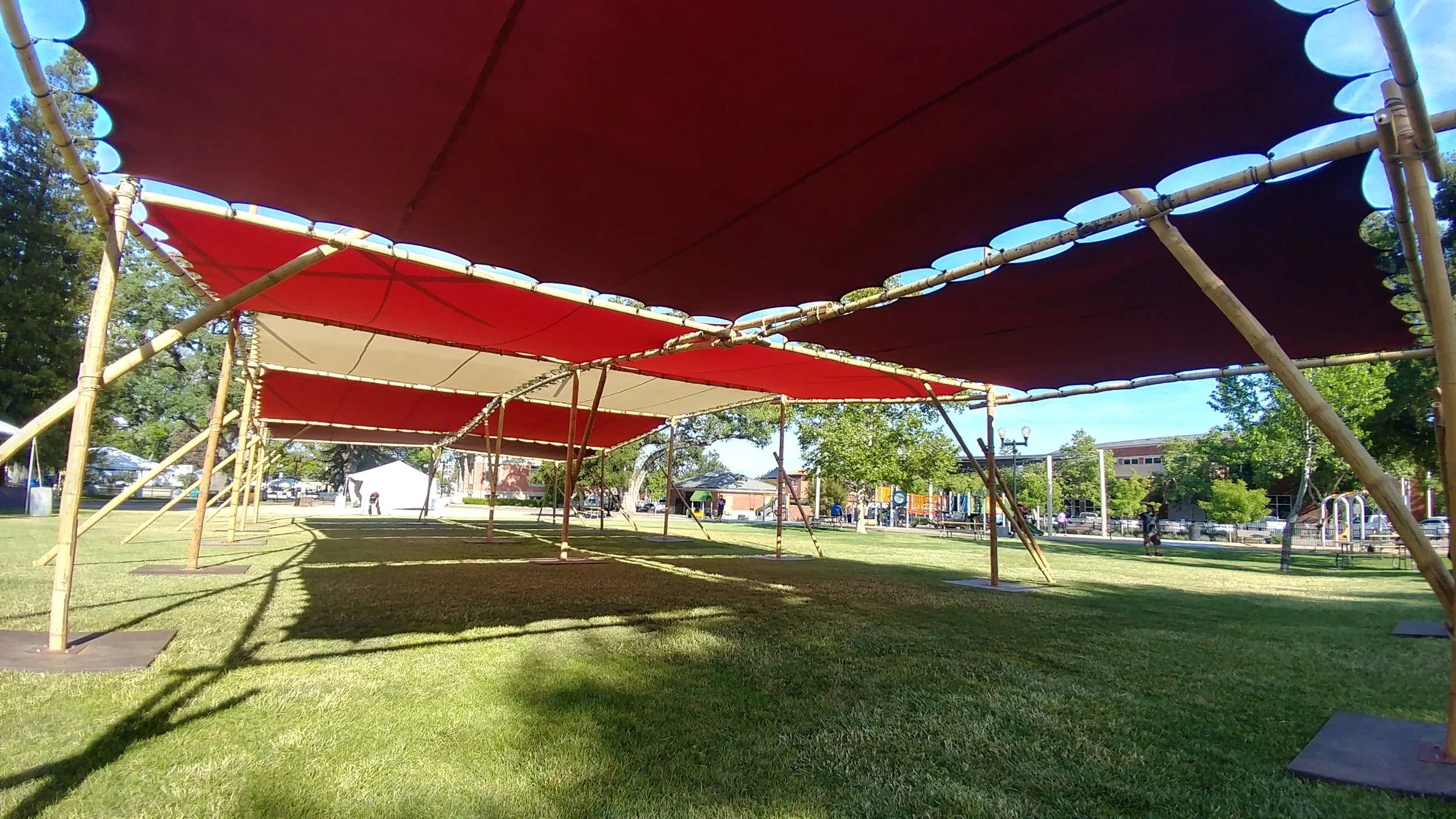 Wine Wave Shade (34x85)