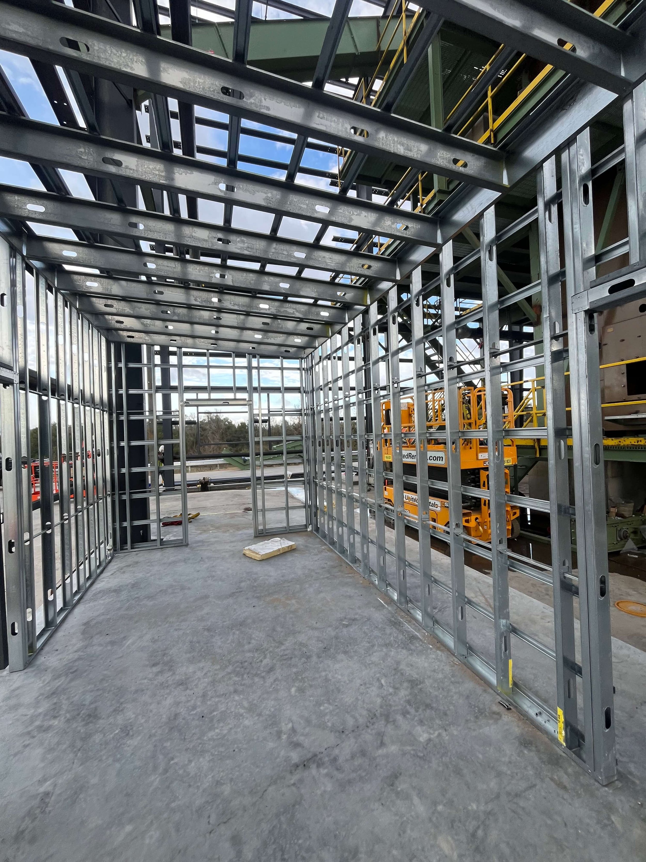 DCM-drywall-and-construction-ceiling-grid-metal-studs_4135.jpeg