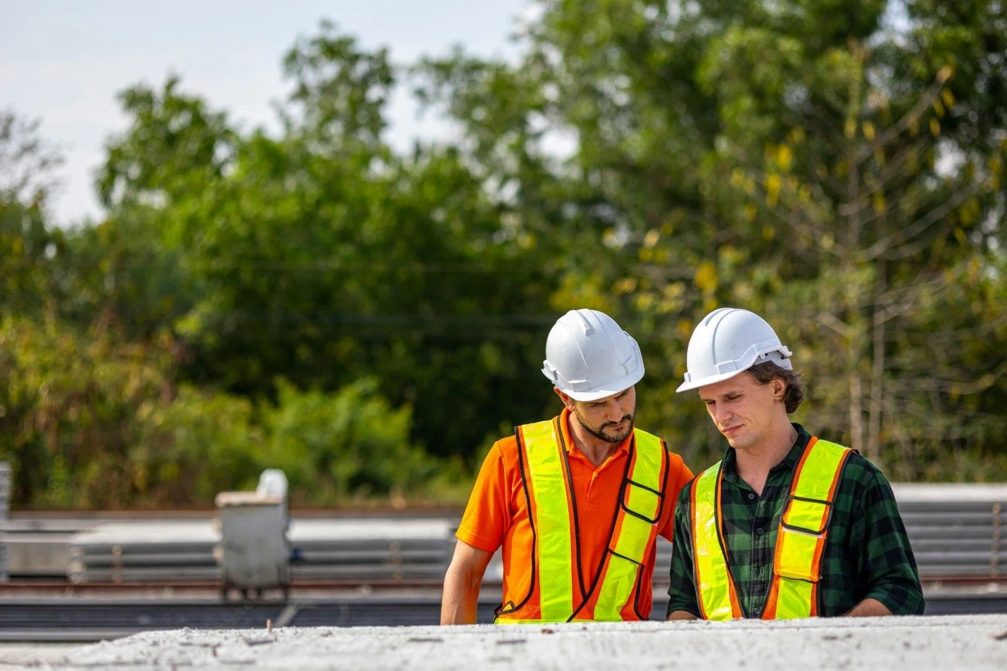 Commercial Construction Services That Reduce Change Orders on Tenant Buildouts