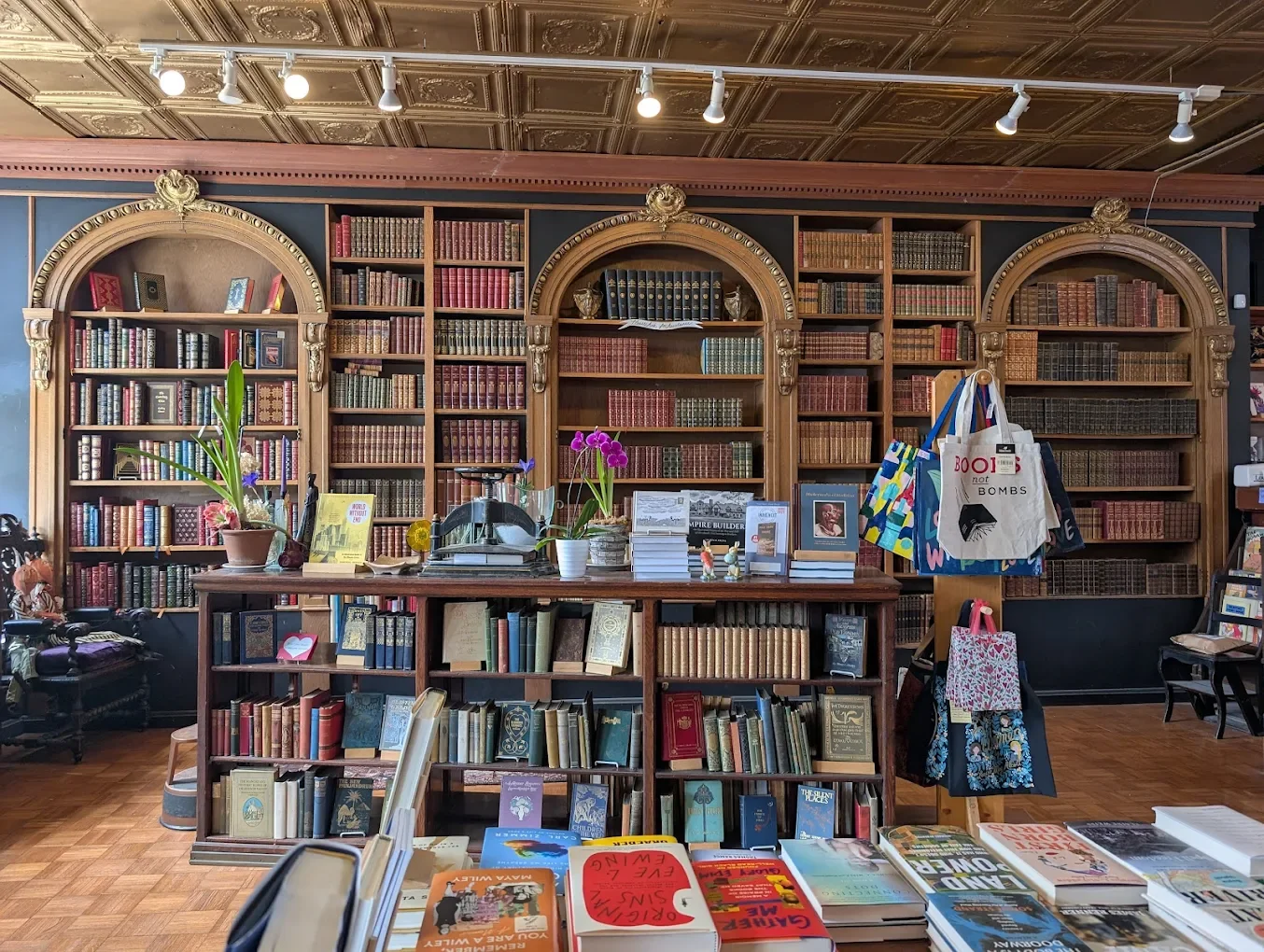 Book Signing at Loganberry Books