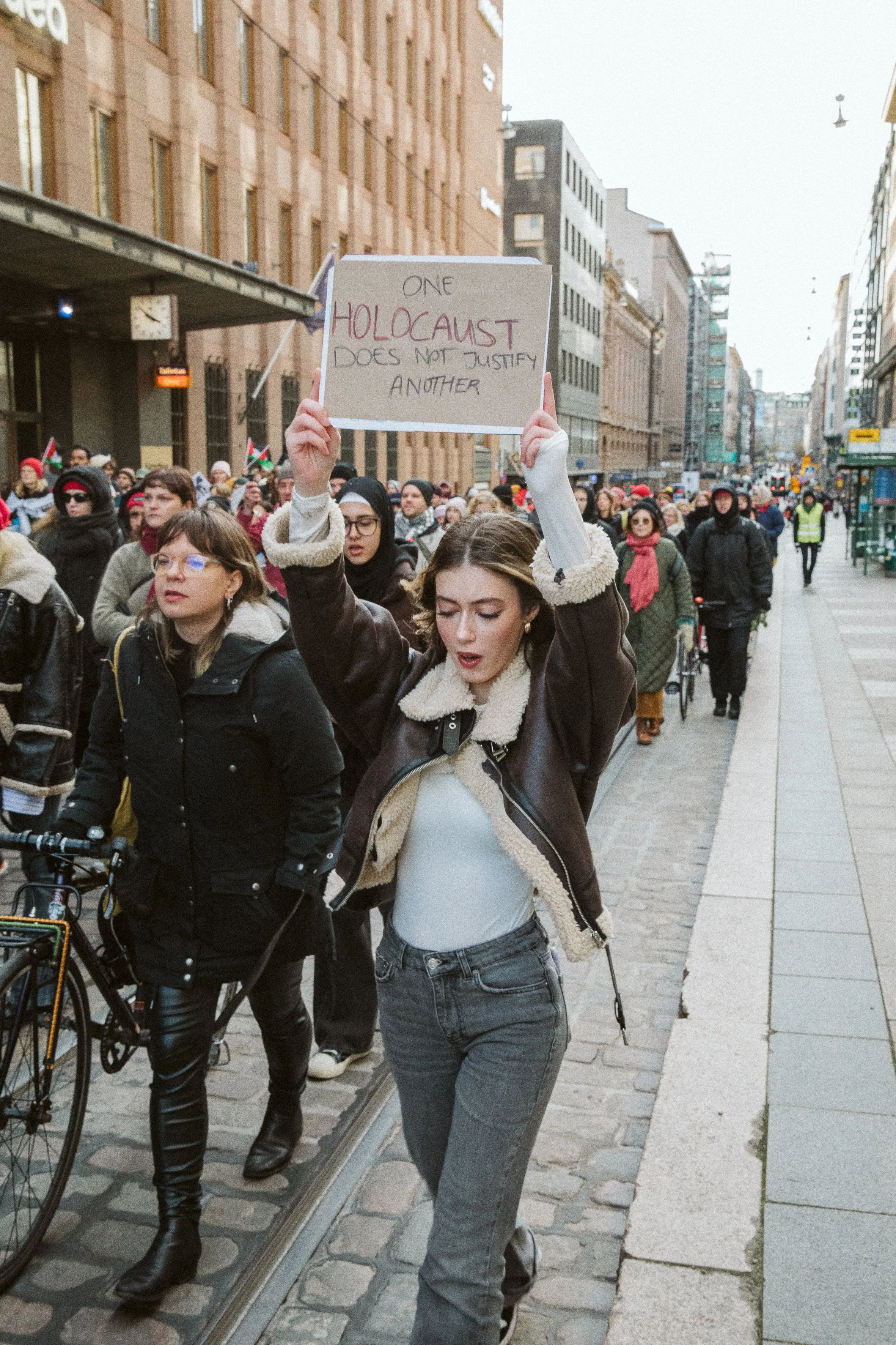 Protestikuva_esimerkki_A2A657_Sayyad_.jpg