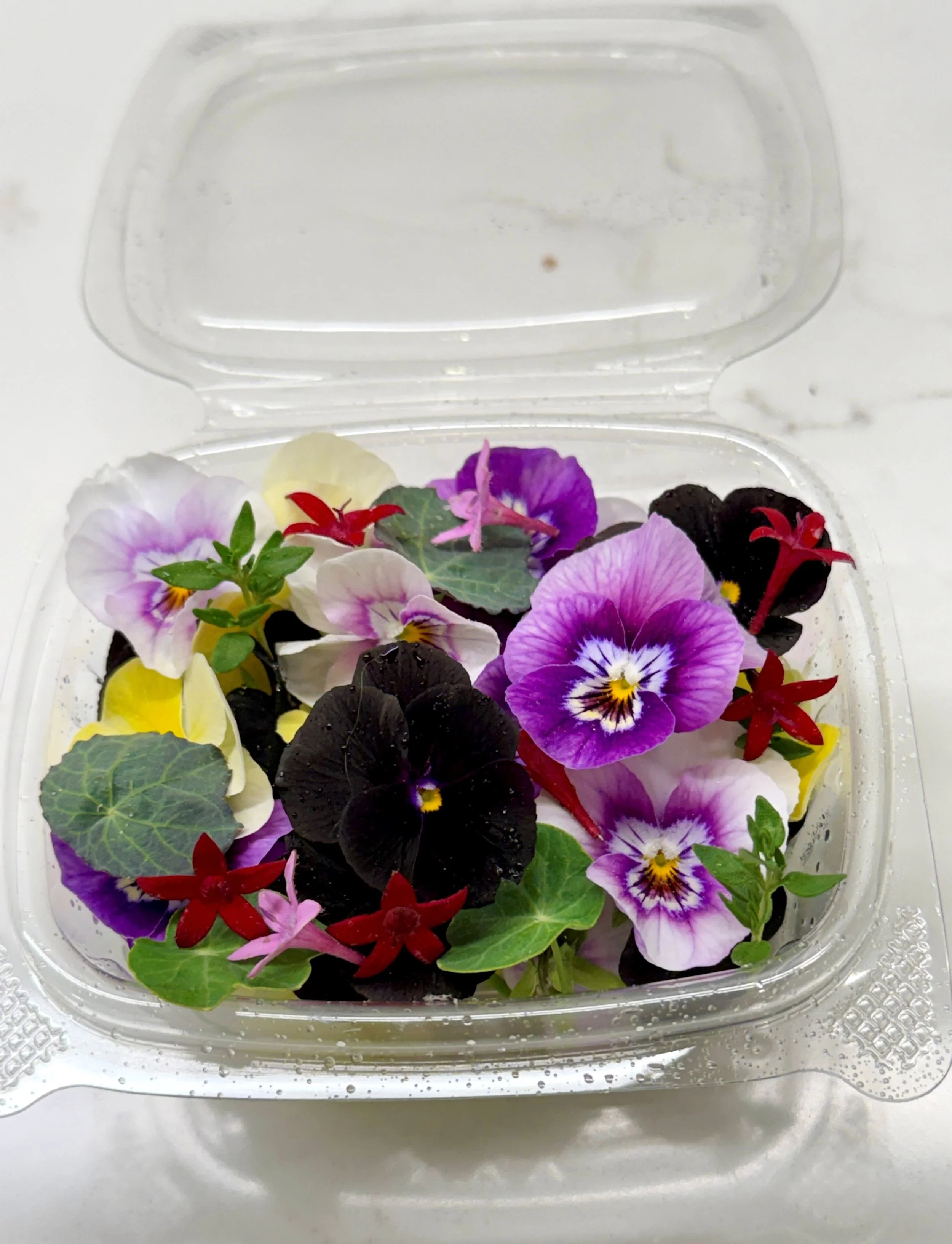 Chef's Edible Flowers