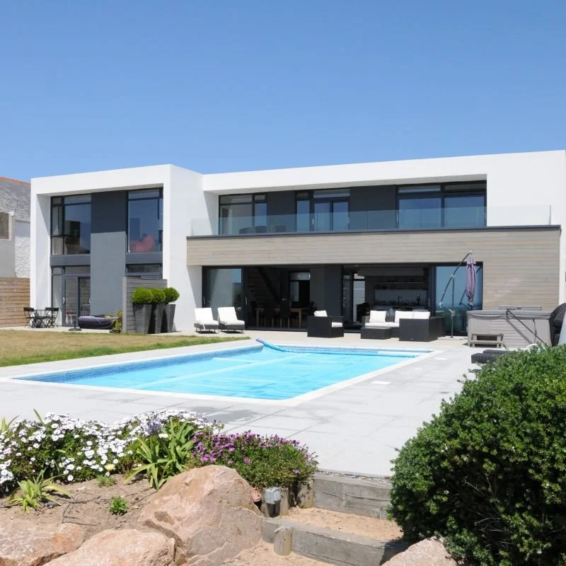  Anchor Lodge 
 ??? // PRIVATE HOUSE 