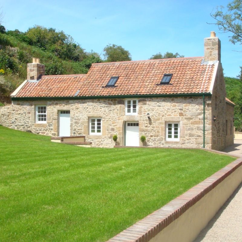  La Vielle Maison 
 ST. JOHN // PRIVATE HOUSE 