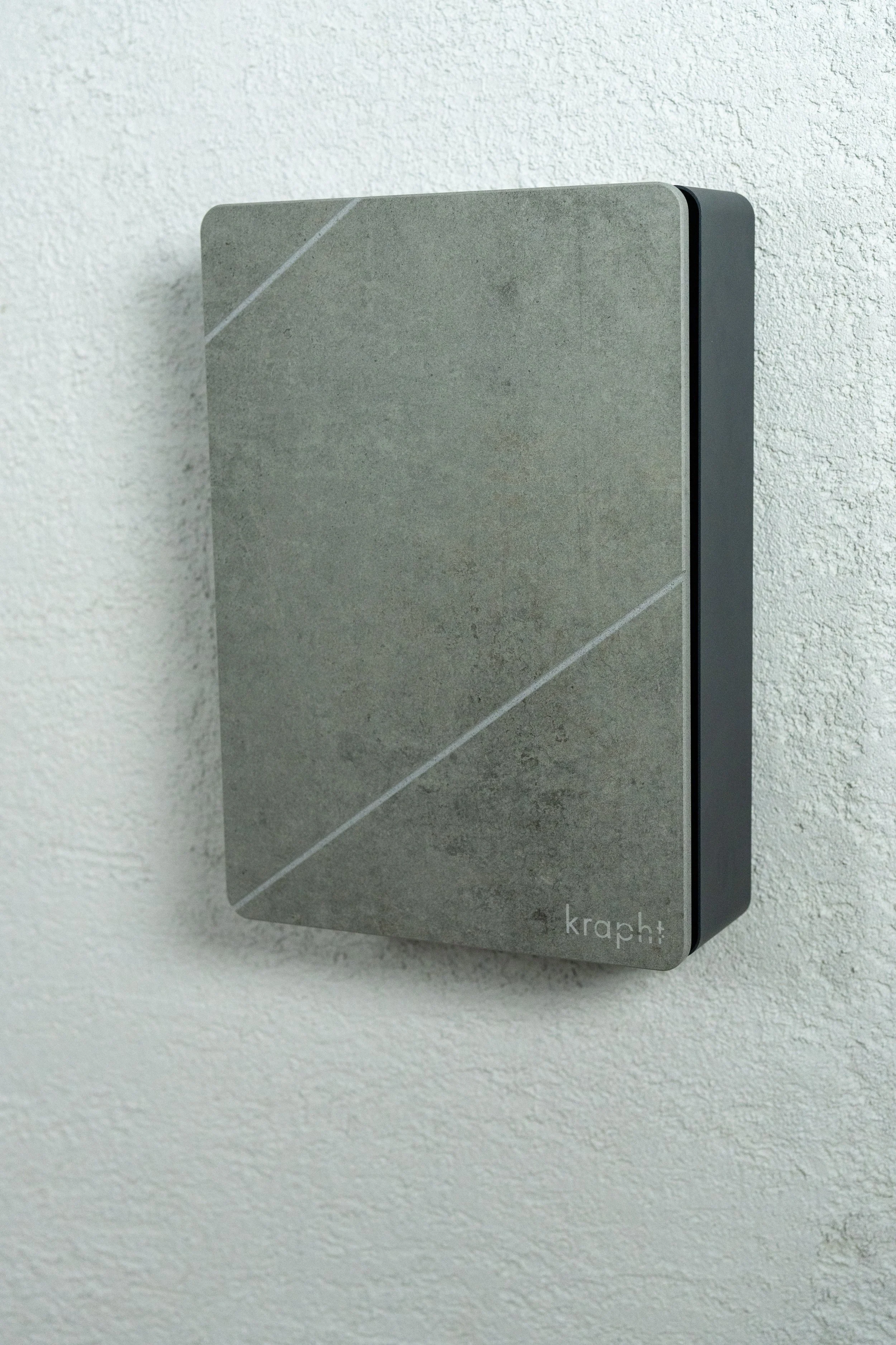 Krapht C2 - Graphite Shadow & Concrete Calm