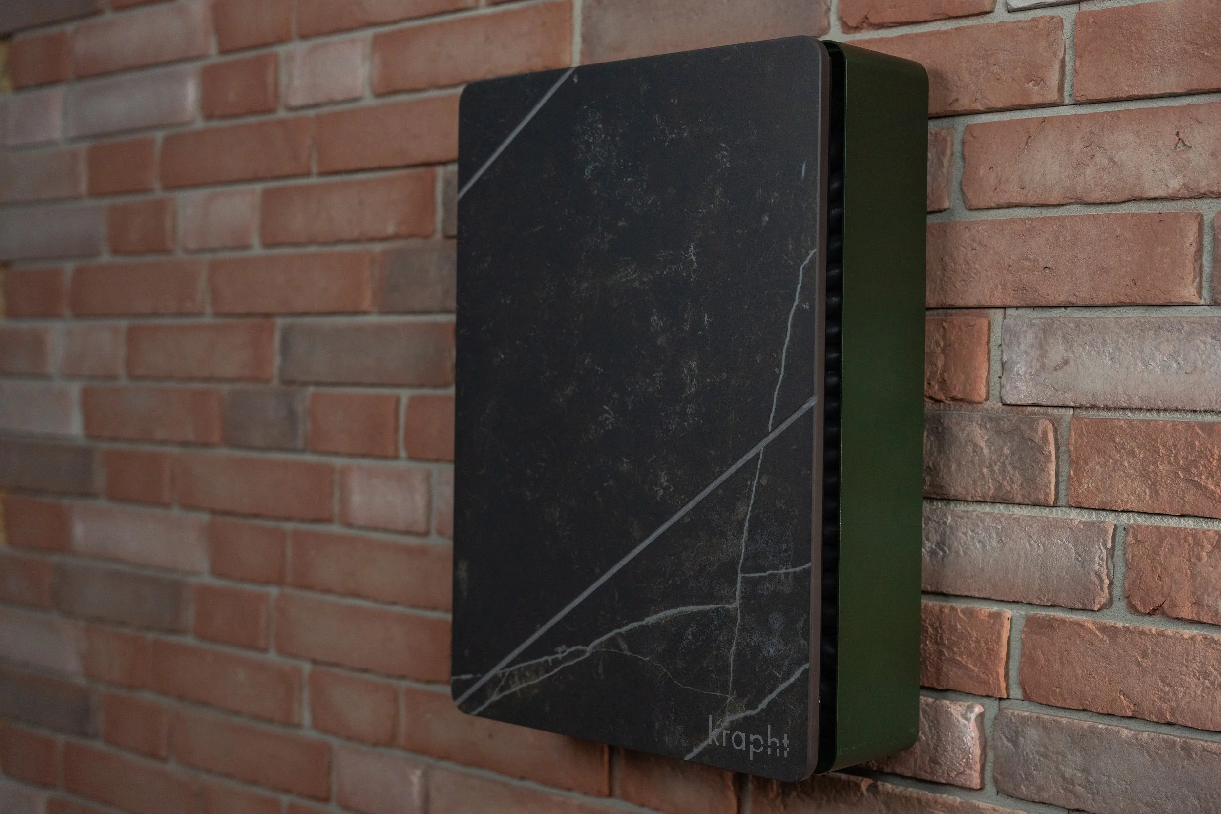 Krapht C2 - Black Forest Green und Obsidian Vein