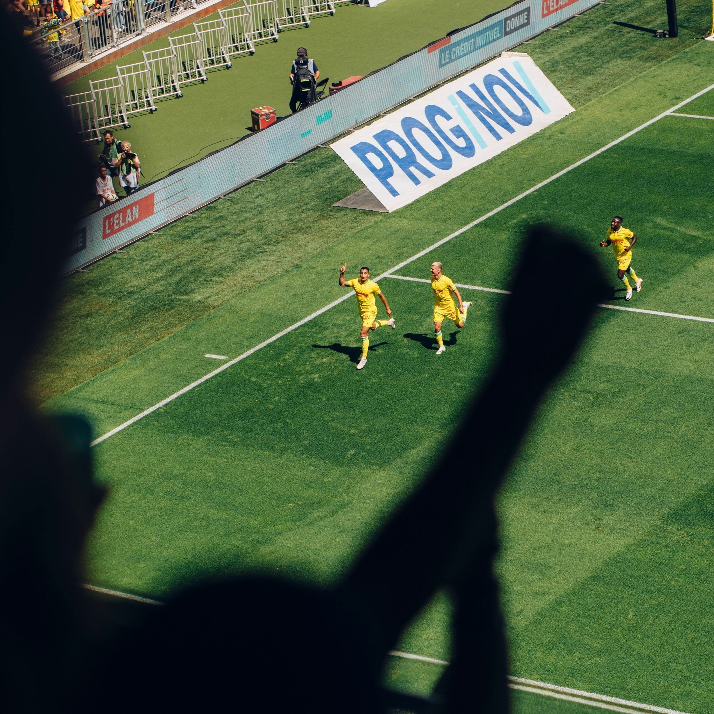 FC Nantes Pitch Side