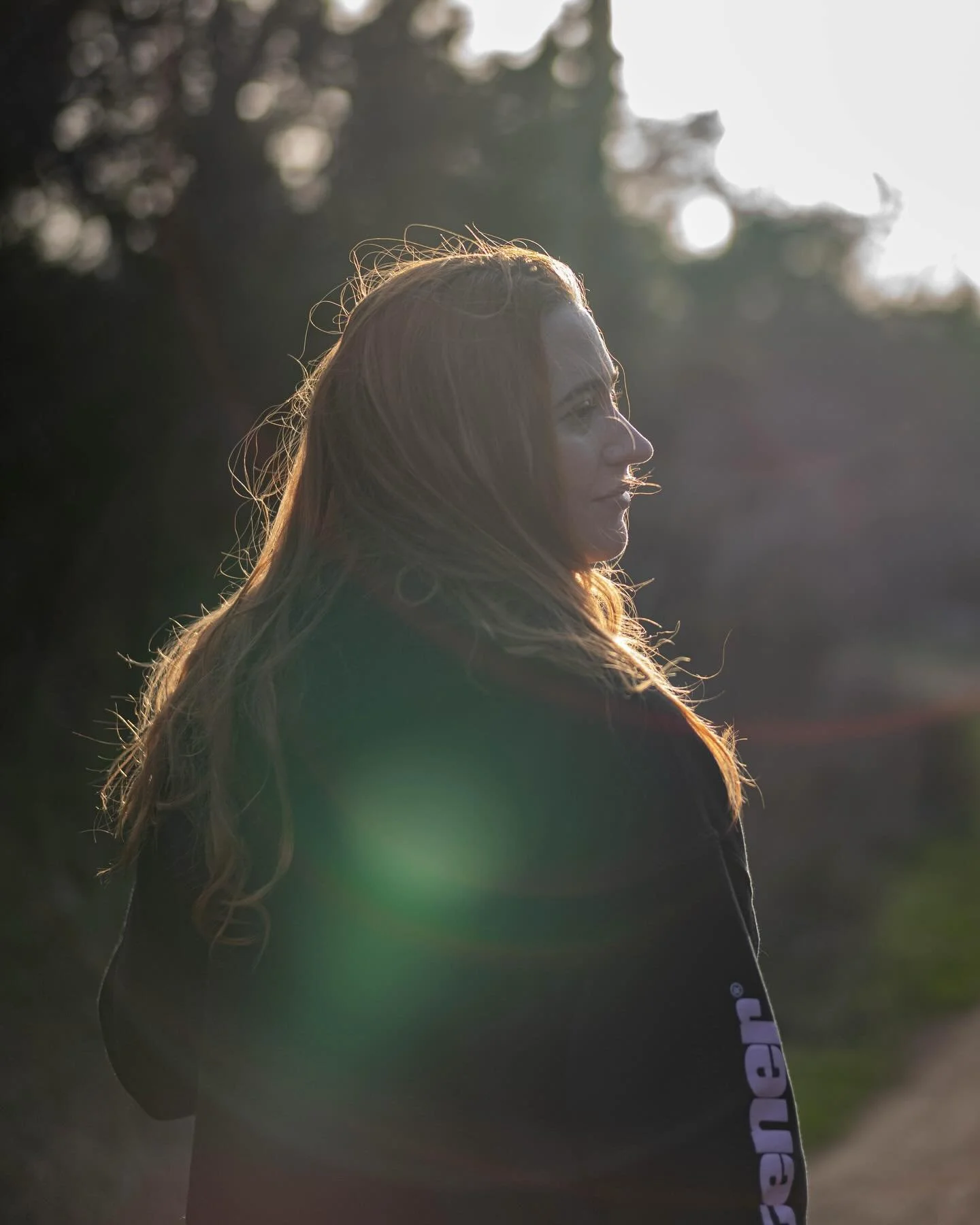 First 48h with @leica_camera and their M10-R. Idk what they&rsquo;re feeding these engineers but&hellip; can I have some? I find myself delighted by how fun it is to take simple photos again with this camera. 
.
.
.
.
#portraitphotography #50mm #urba