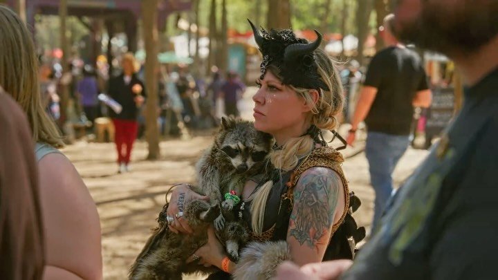 Been teaching myself videography on the side. Decided to put it to the test and took more than just stills out with friends at the faire (don&rsquo;t get me wrong, I have stills too. A different carousel maybe)! Video people: how&rsquo;s my color gra