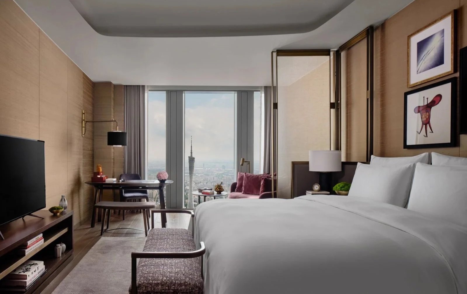 Deluxe-riverview-room_cover_1599x1066.jpg.jpg