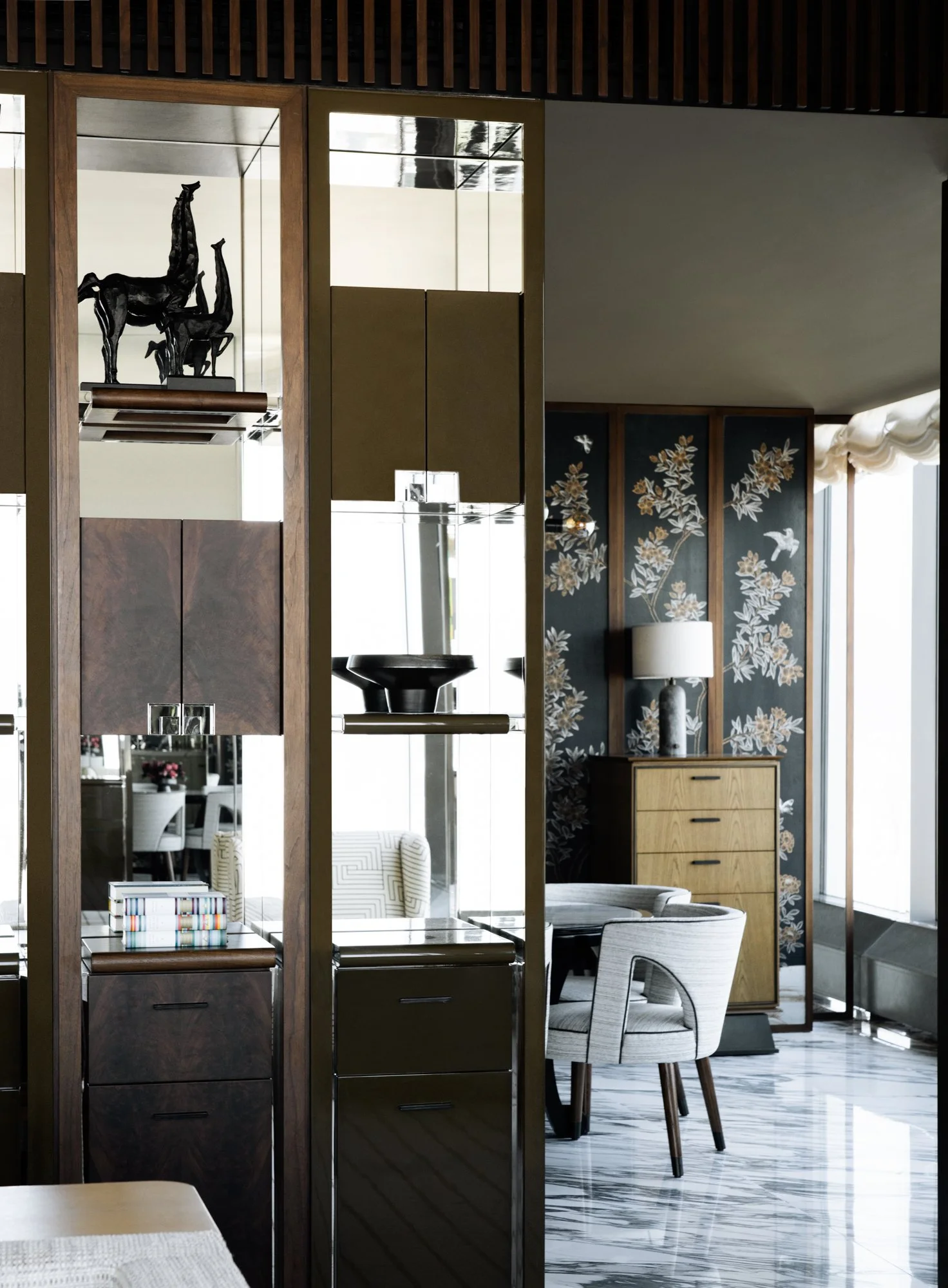 2021_RosewoodHK_DianeNittke_WhatTheFox-0449.jpg