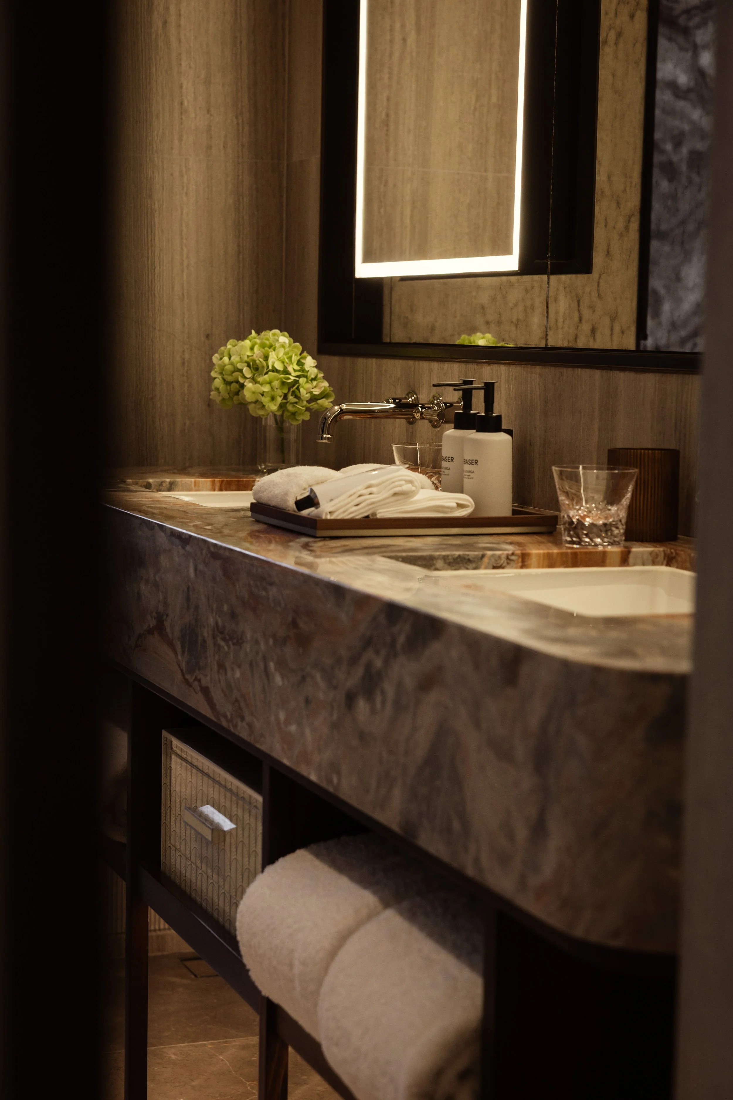 RWDHA_Houses_1401_Bathroom2_WhatTheFox-0008.jpg