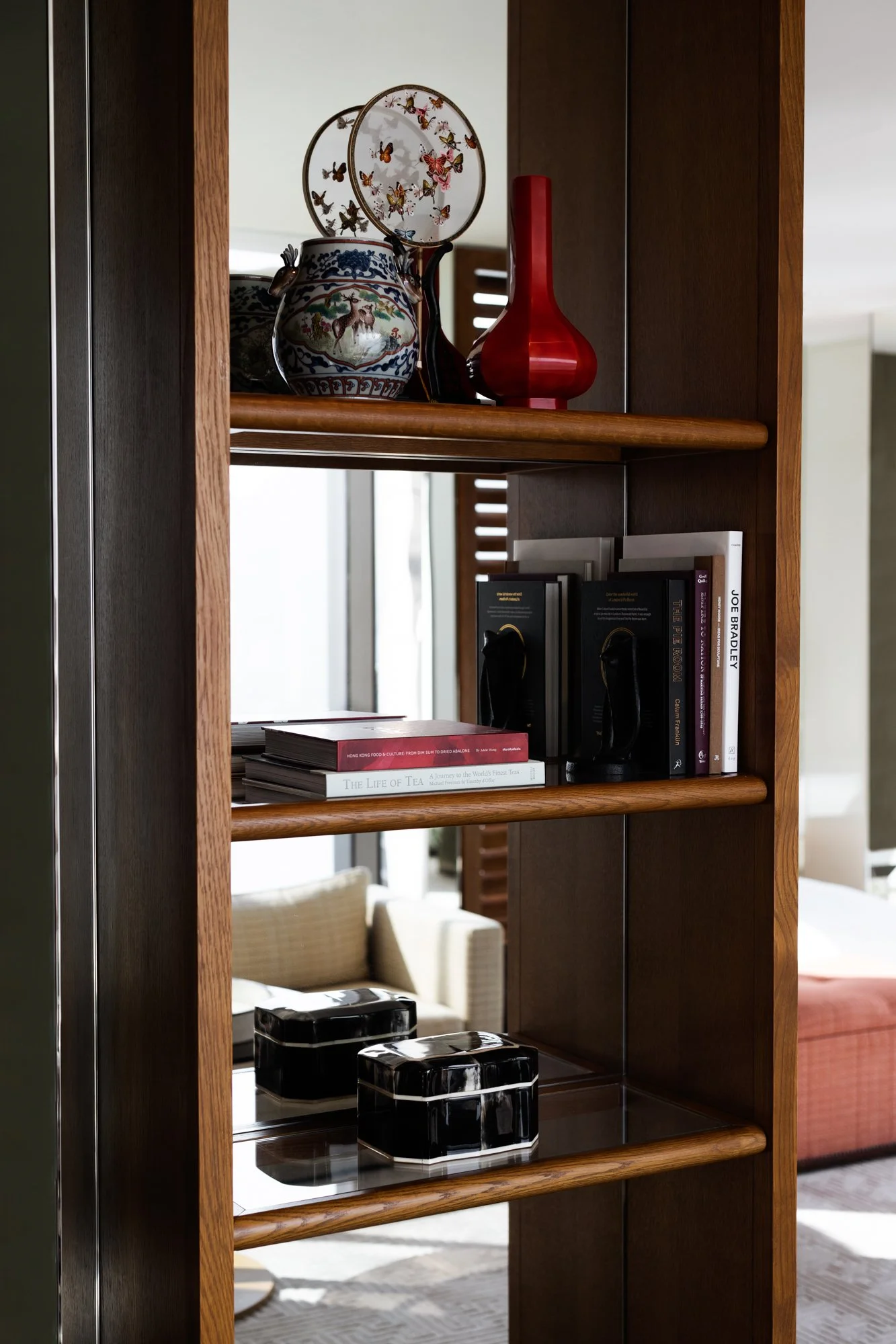 2021_RosewoodHK_DianeNittke_WhatTheFox-0609.jpg