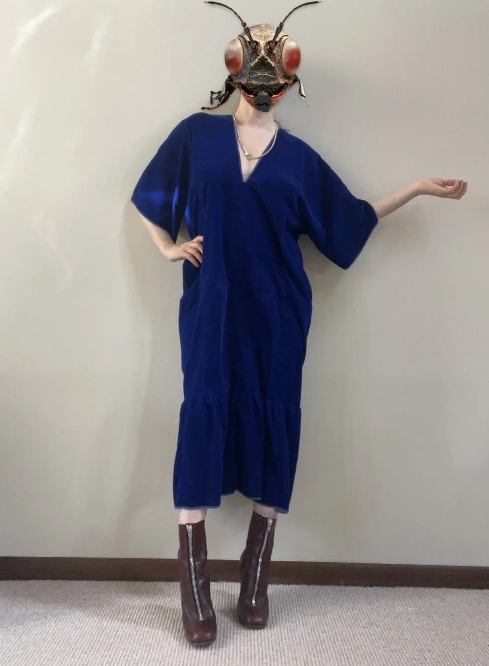 VERSION 4 / in blue velvet