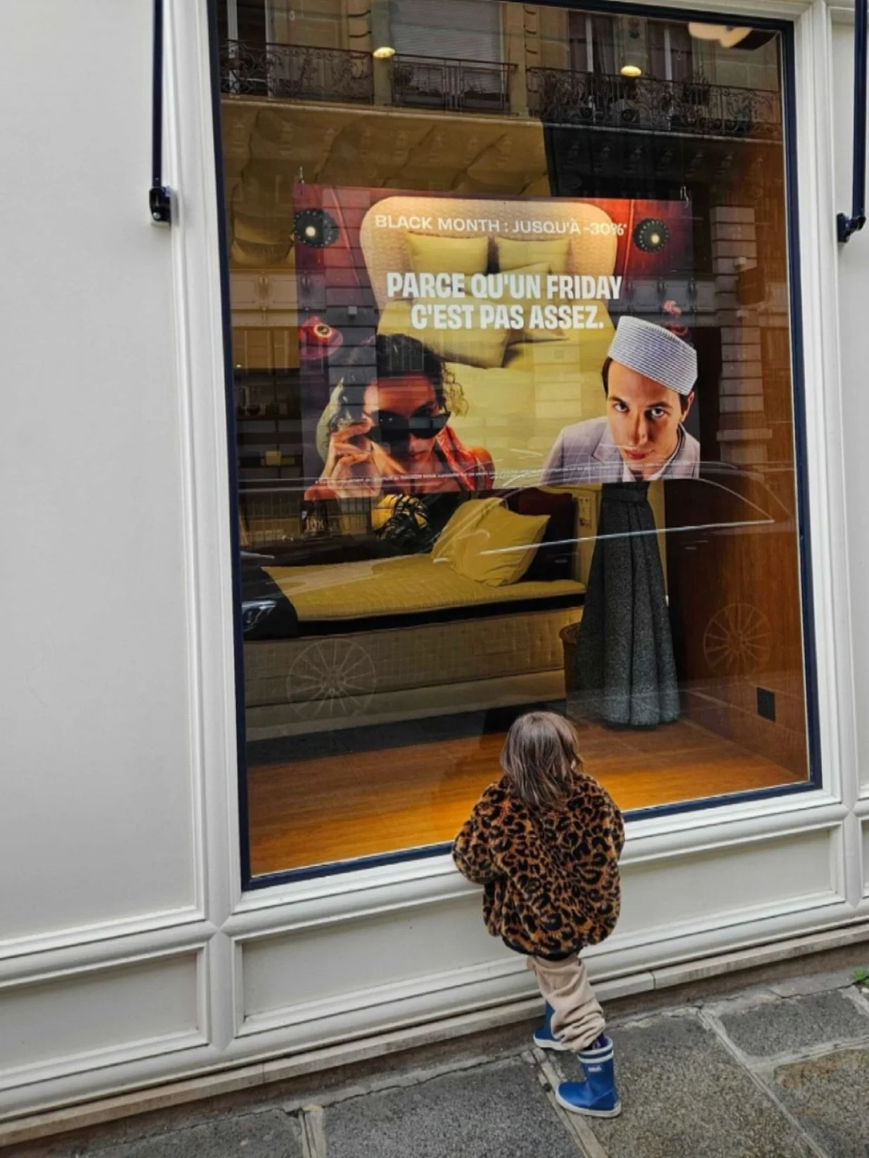 Et profiter d&rsquo;&ecirc;tre &agrave; Paris pour d&eacute;couvrir en live notre derni&egrave;re campagne pour @tediber_fr 

DA/PROD @bigcheeseparis 
PHOTO @adeleprieur 
SET DESIGN @room__s__