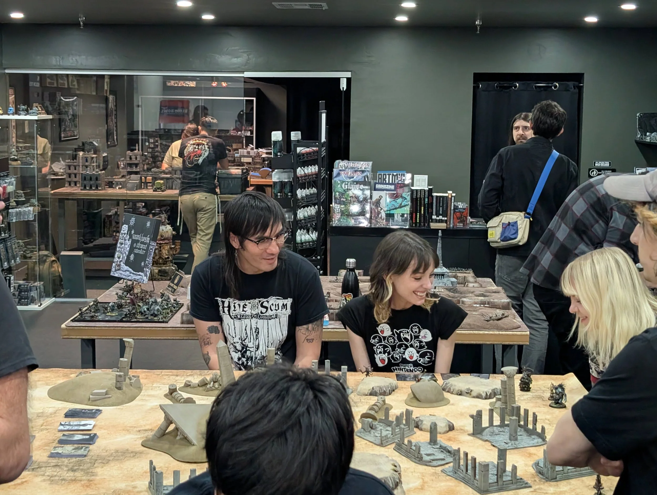 Folks gathered around Sun Rot at LA Wargames.