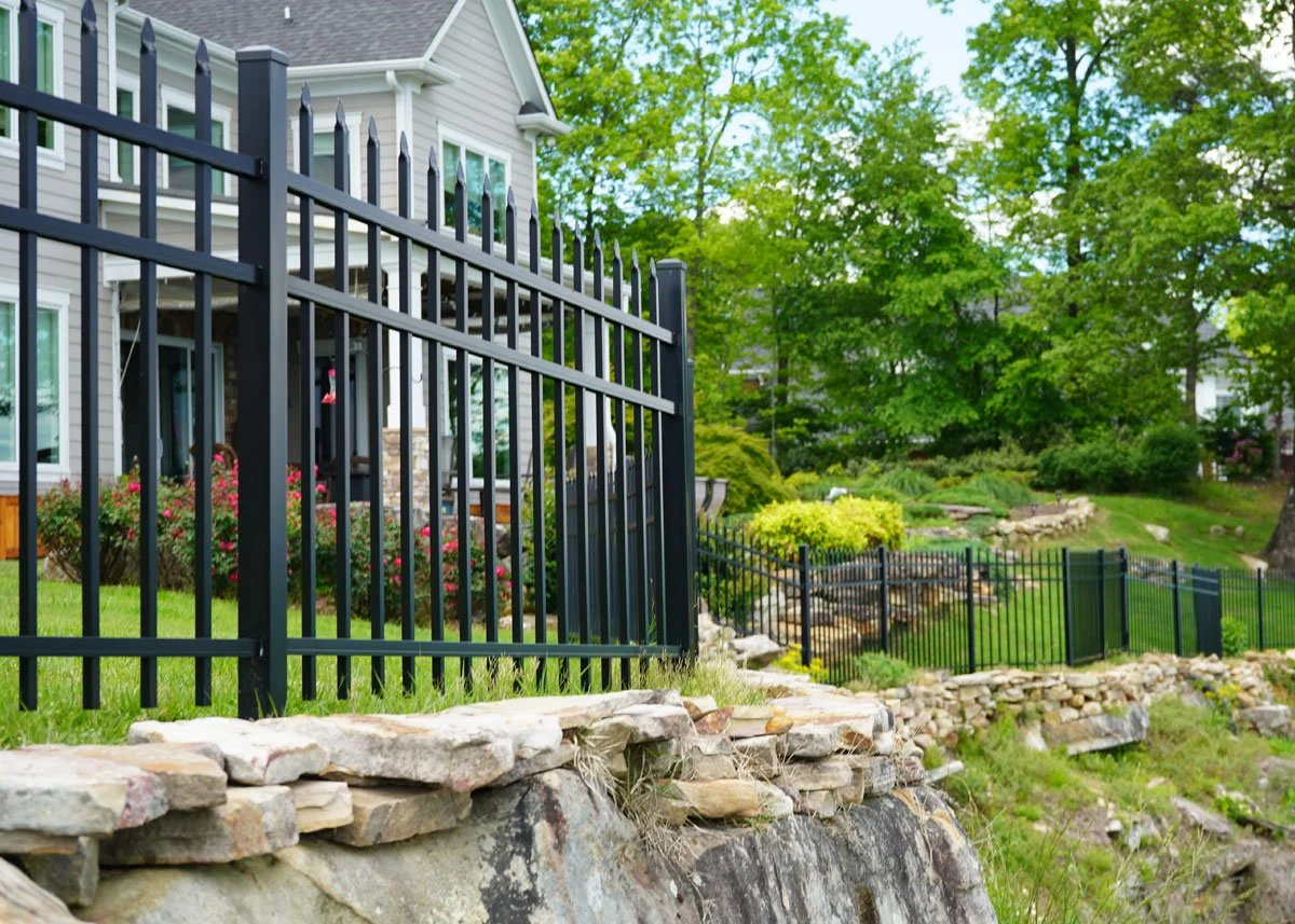 Aluminum Fence Installer Chattanooga - Quality Fence Company