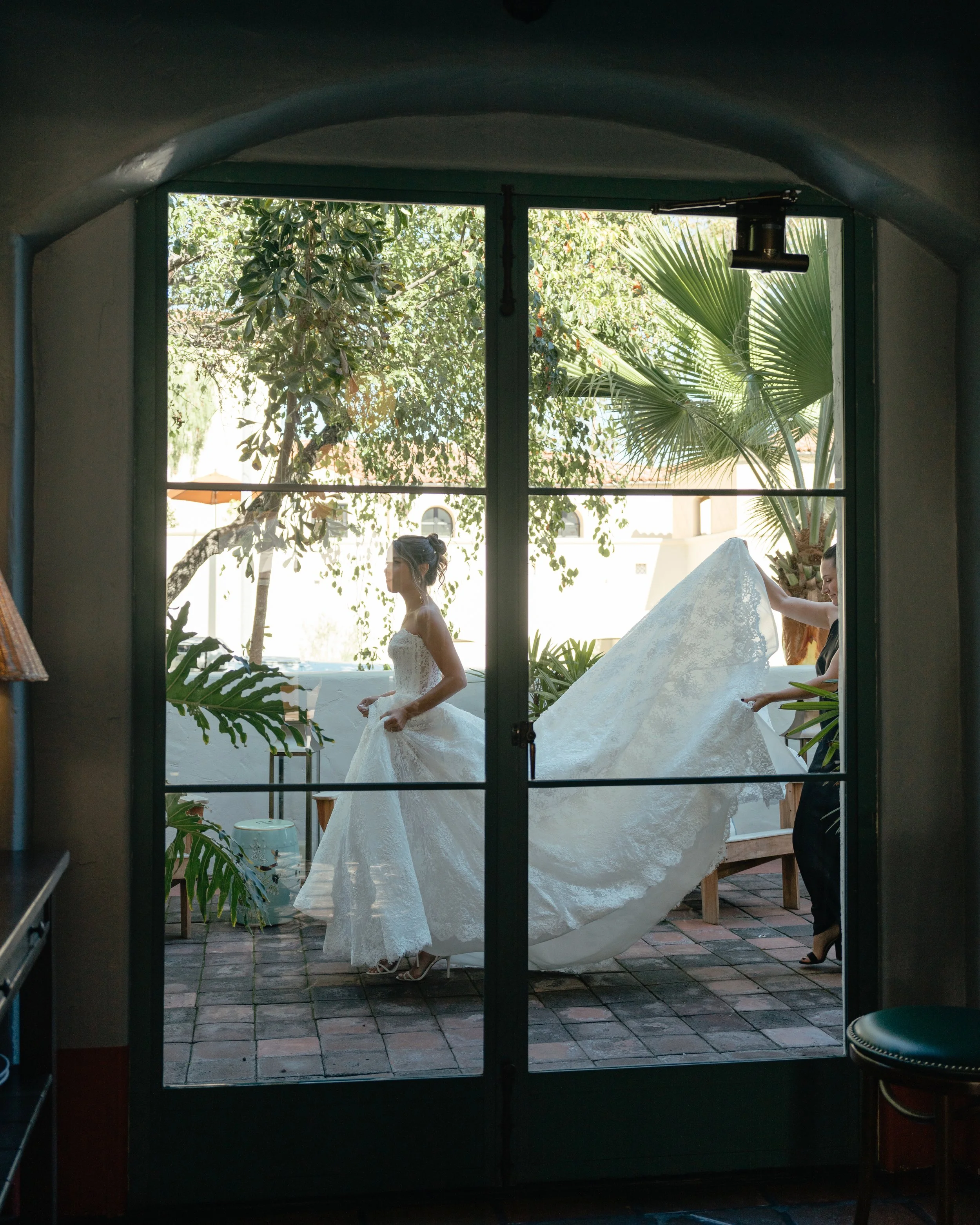 Ashton & Emily-77 copy.jpg