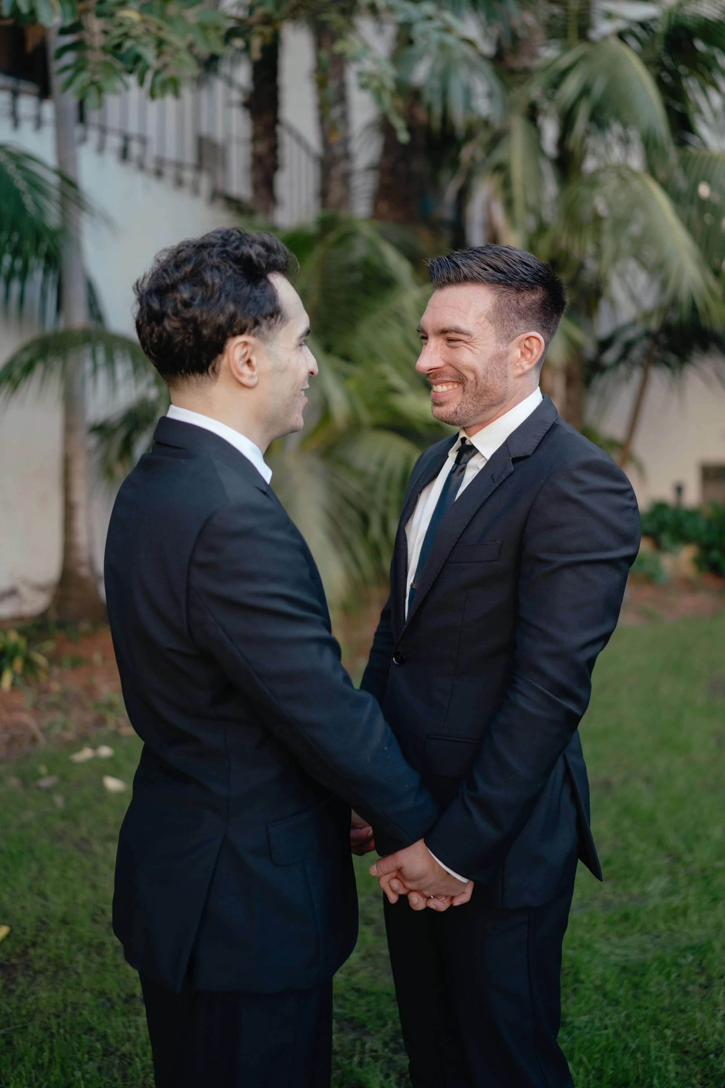 Elopement Santa Barbara Courthouse 