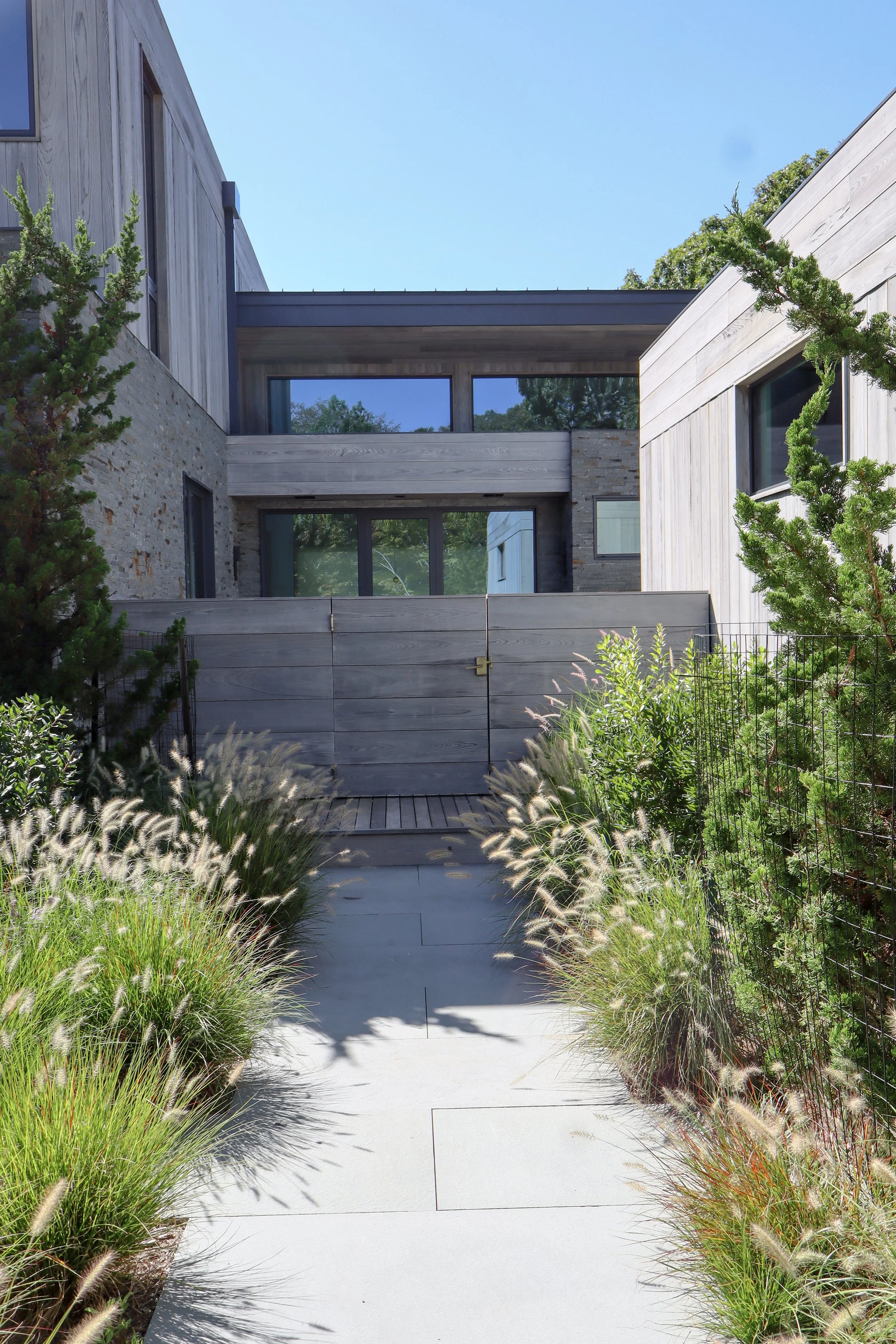 front walk03.jpg