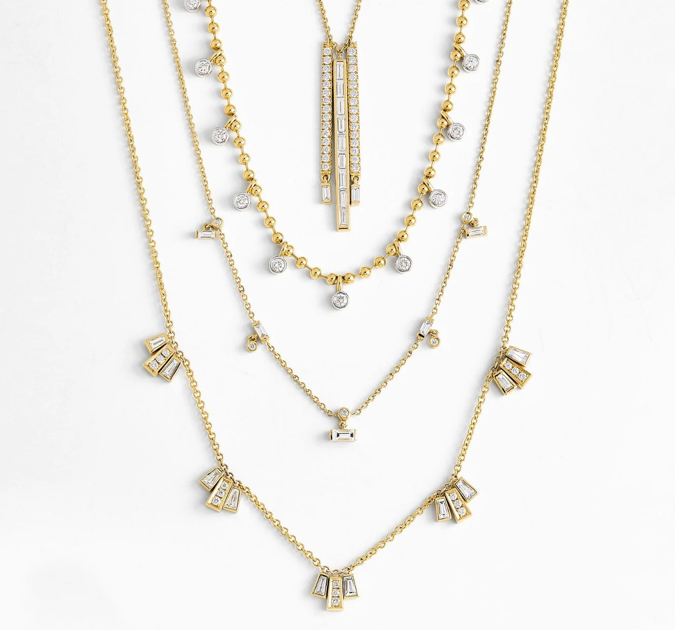 Diamond Color and Gold Fashion