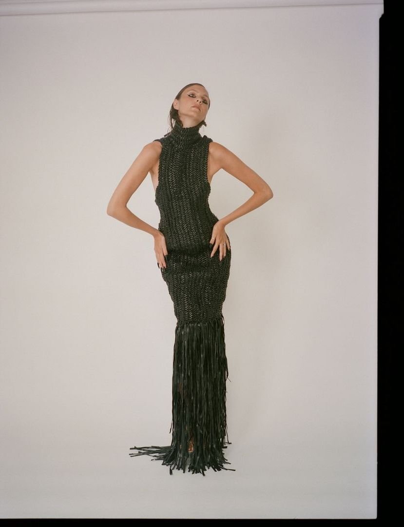 -10.00R, -9.00L RUNWAY GRADUATE COLLECTION
Film Photography: Alexia Mavrolleon
Digital Photography: Nona Ostrowsky