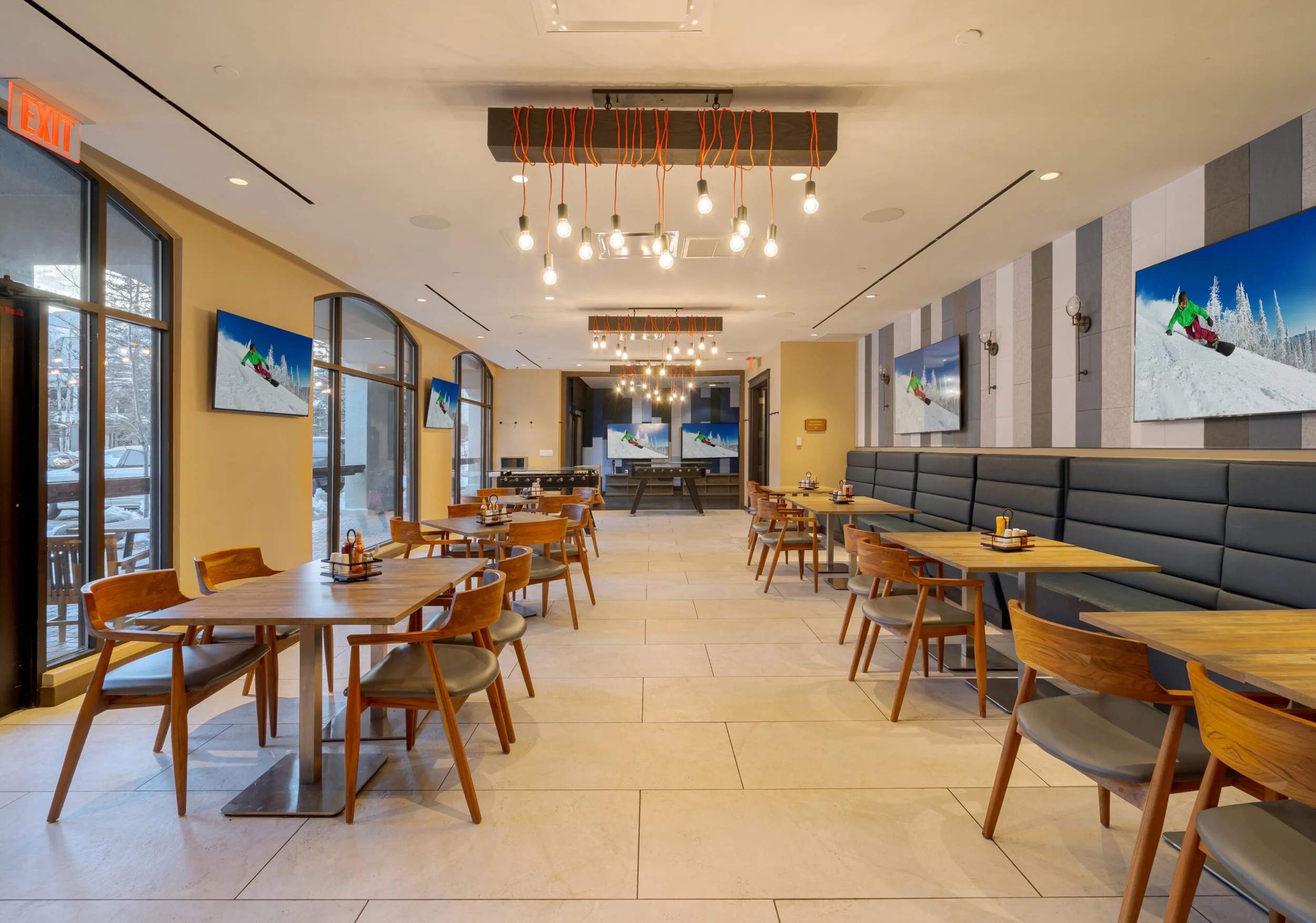 Grand-Hyatt-cafe-6-of-7-scaled.jpg