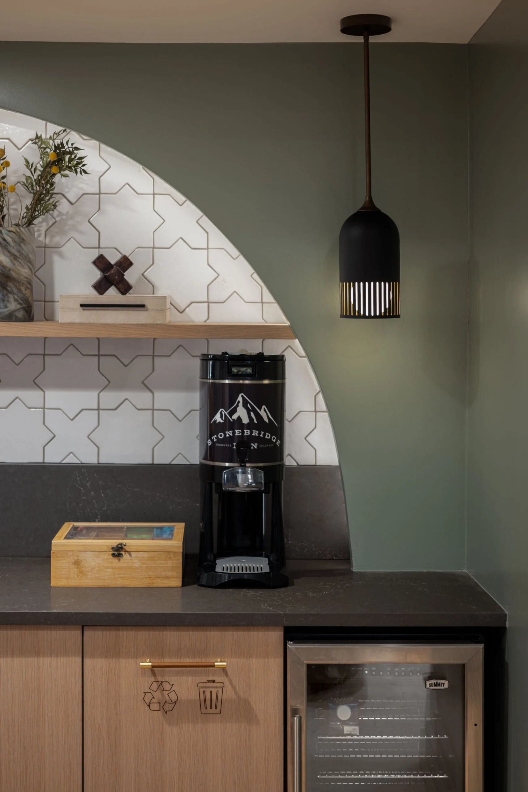 2025-StonebridgeInnSnowmass-Studio10Design-KylaChambersPhotography-23-scaled.jpg