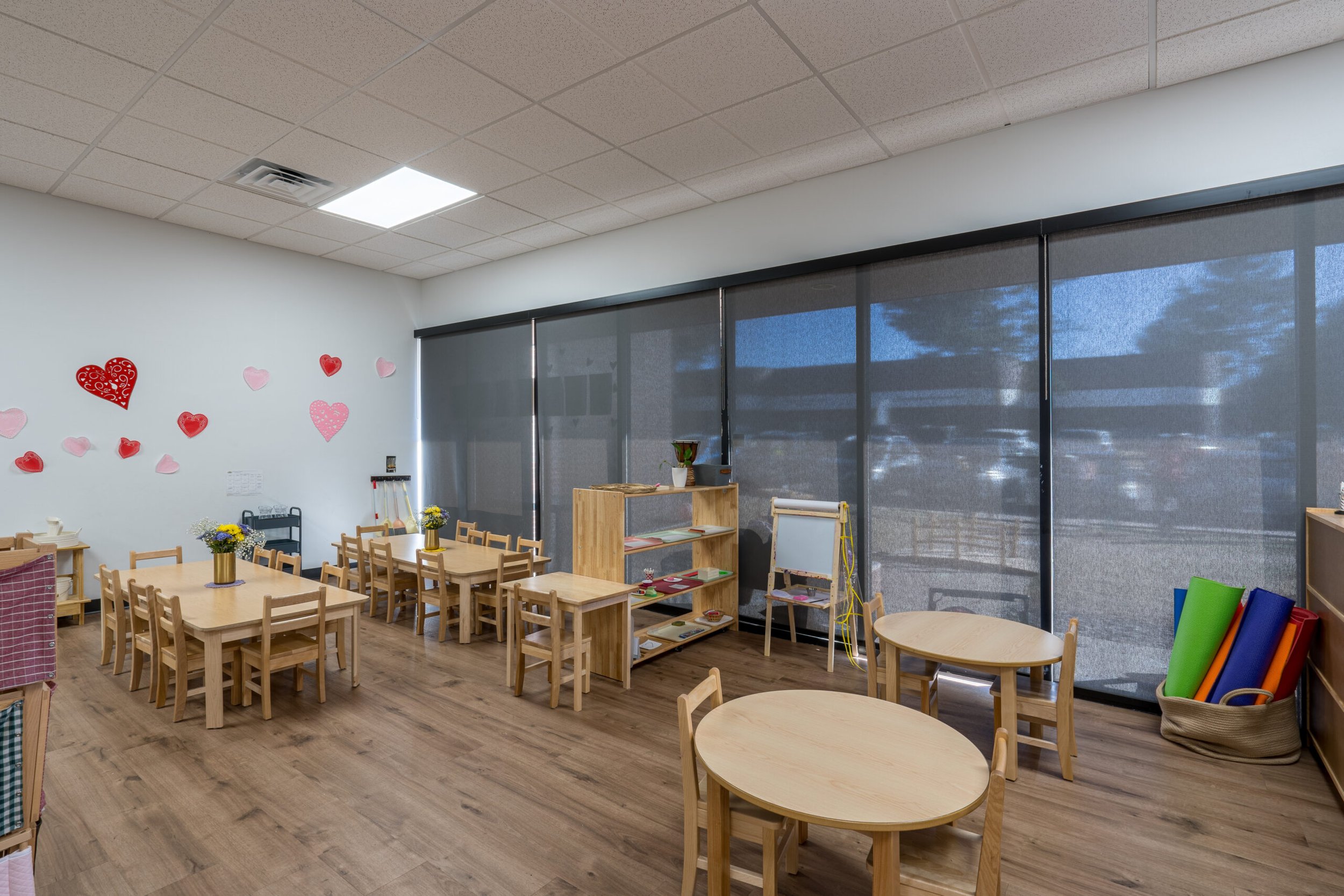 Montessori-Atlas-7-of-14-scaled.jpg