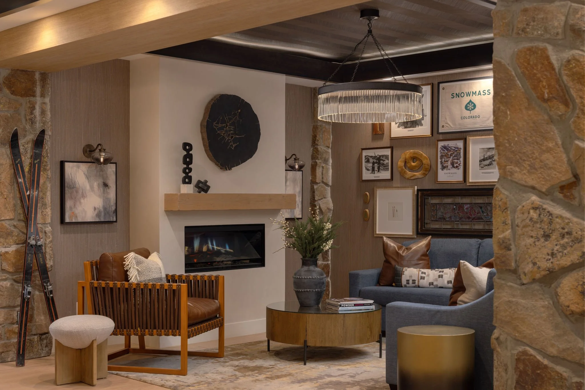 2025-StonebridgeInnSnowmass-Studio10Design-KylaChambersPhotography-20.jpg