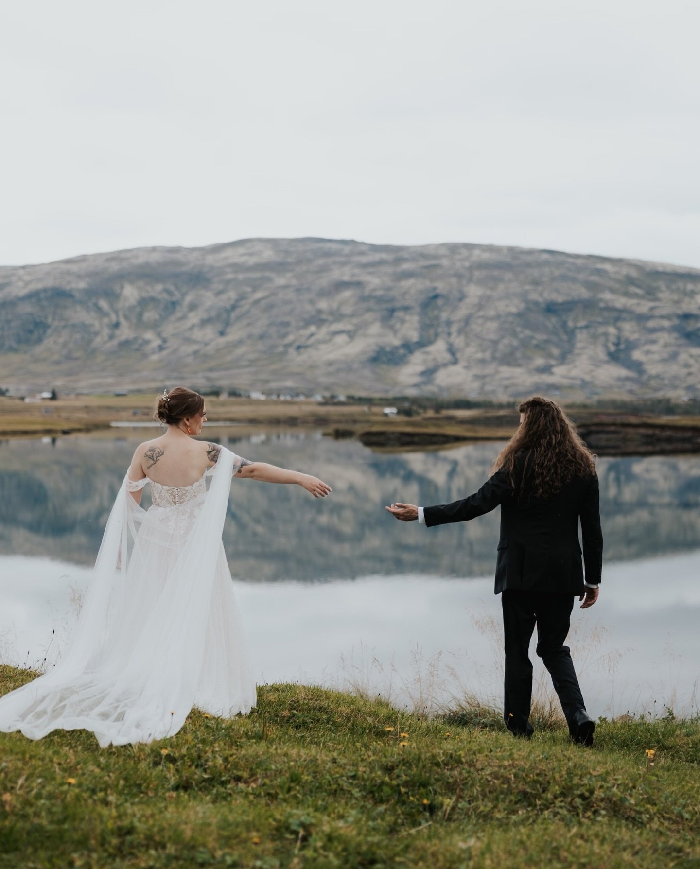 Results from my latest BTS reel are hereeee ✨

I hope you&rsquo;re not sick of Iceland posts because I am still not over this day and the fact that this is my job and I got flown here to capture this incredible day. Like what?!? Insaneee. 

I like to