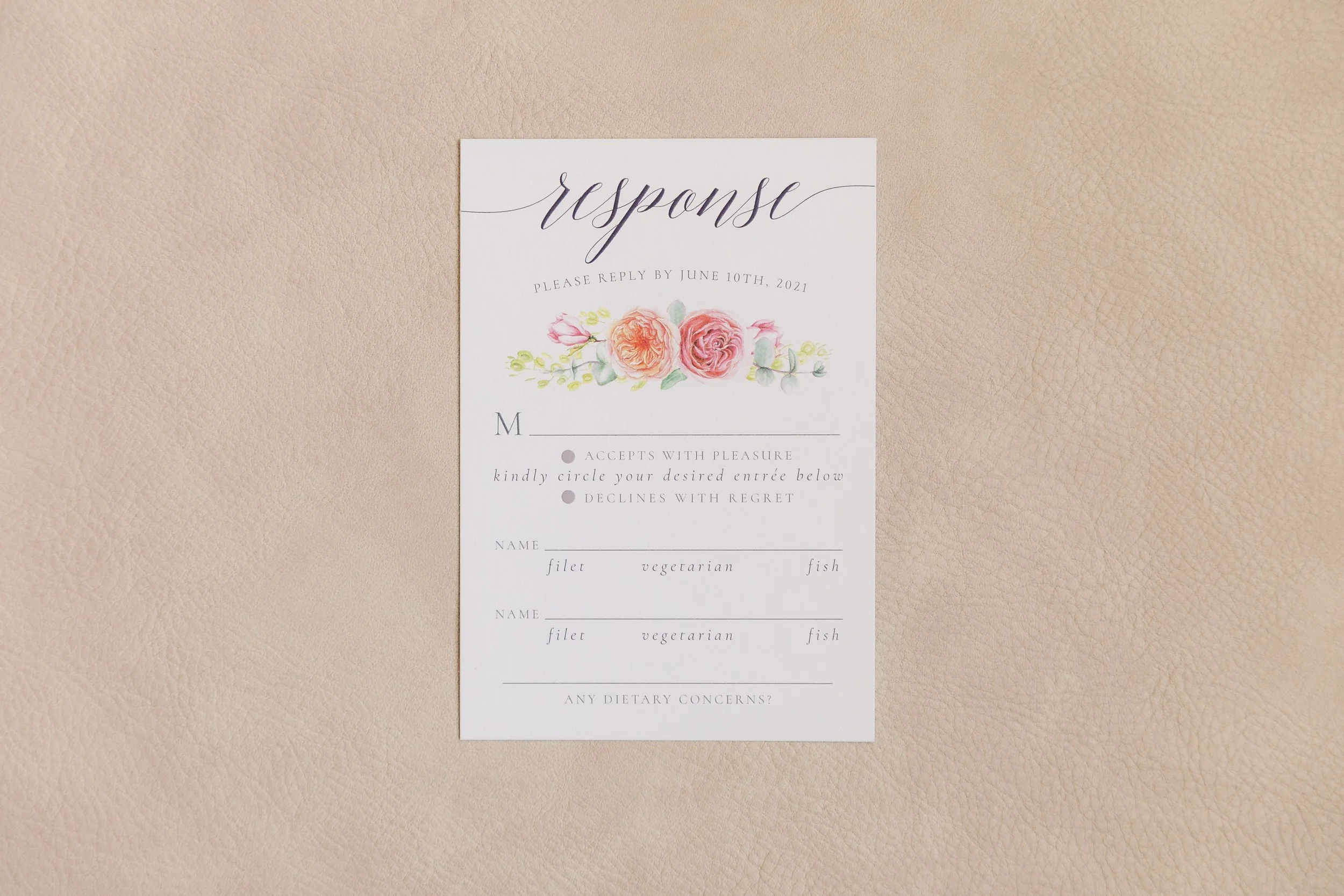 succulent-floral-wedding-invitation