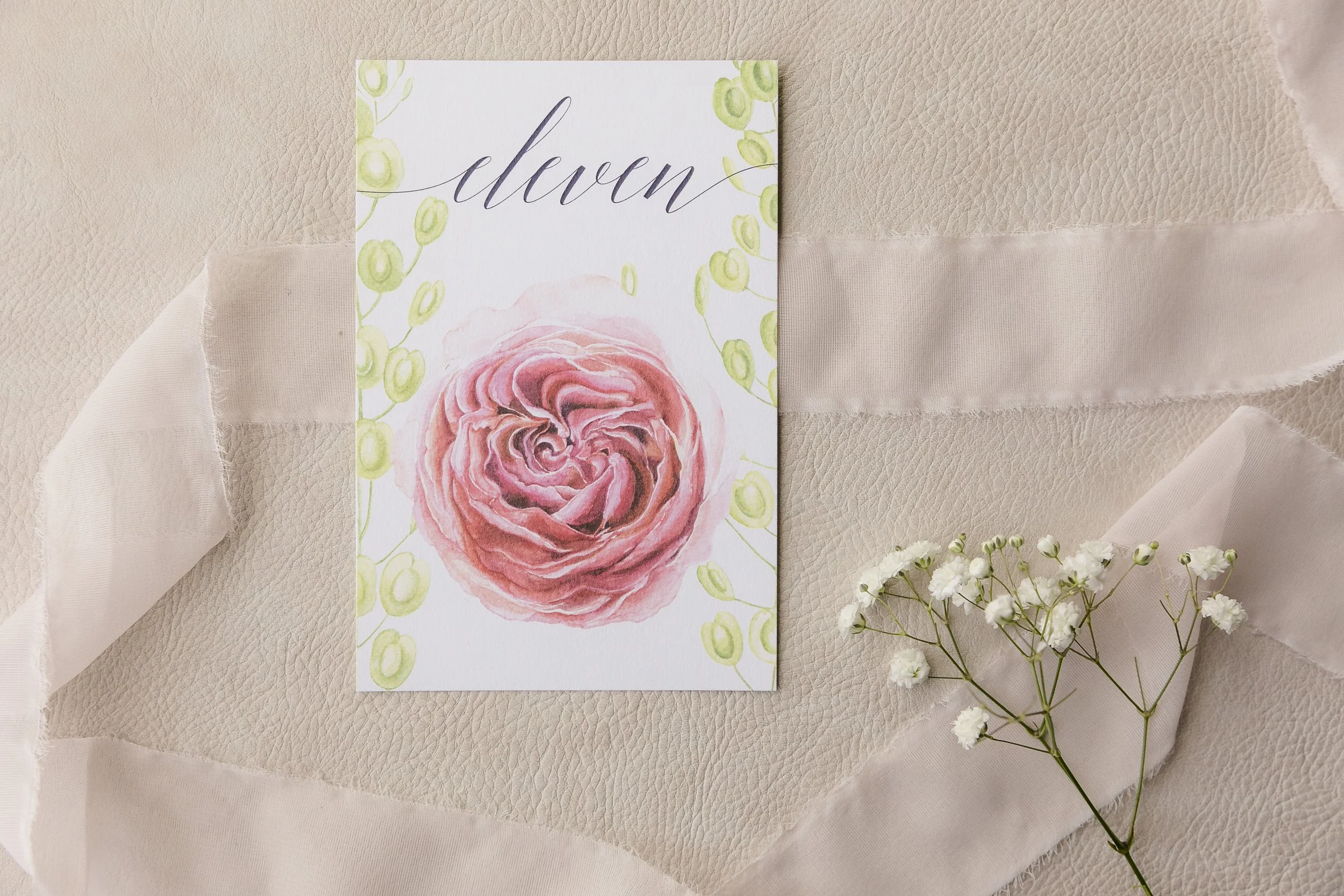 succulent-floral-wedding-invitation
