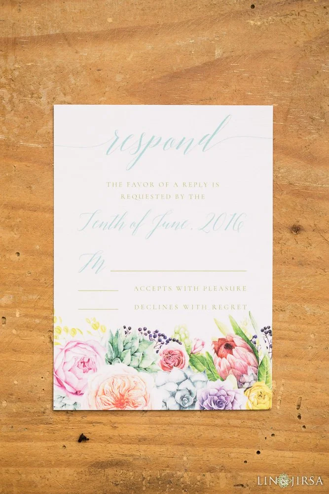 succulent-floral-wedding-invitation