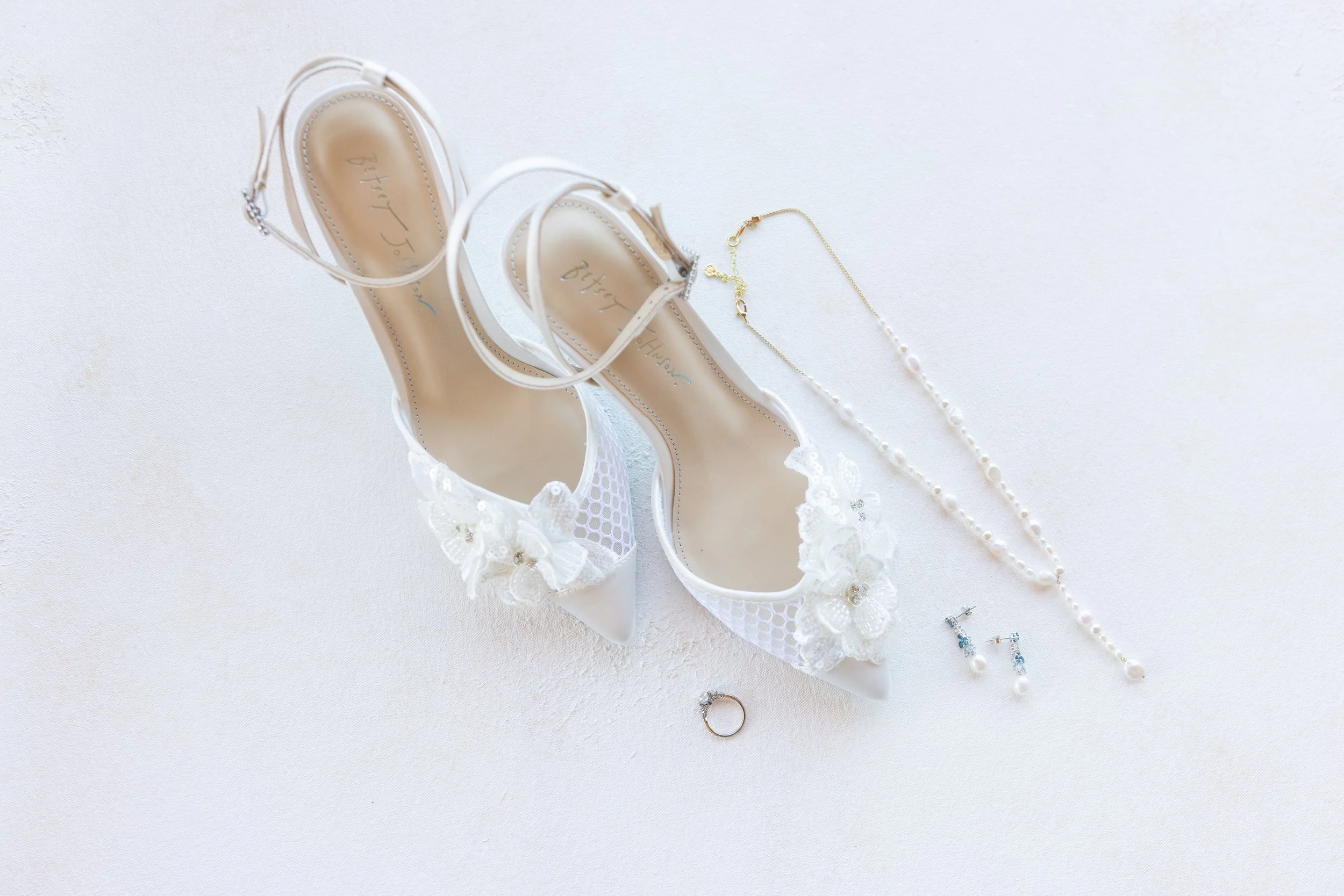 ole-hanson-beach-club-wedding-planner