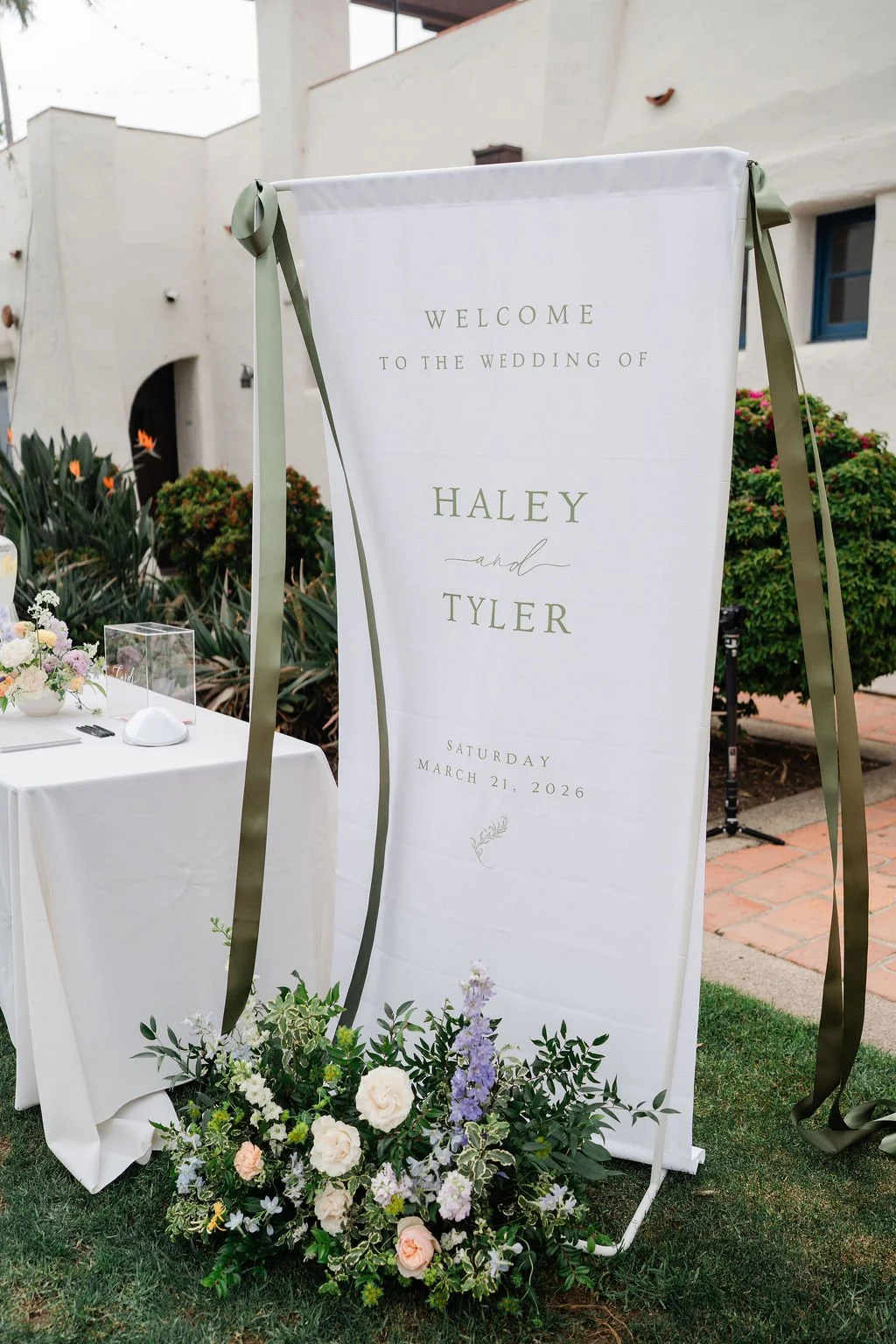 ole-hanson-beach-club-wedding-planner