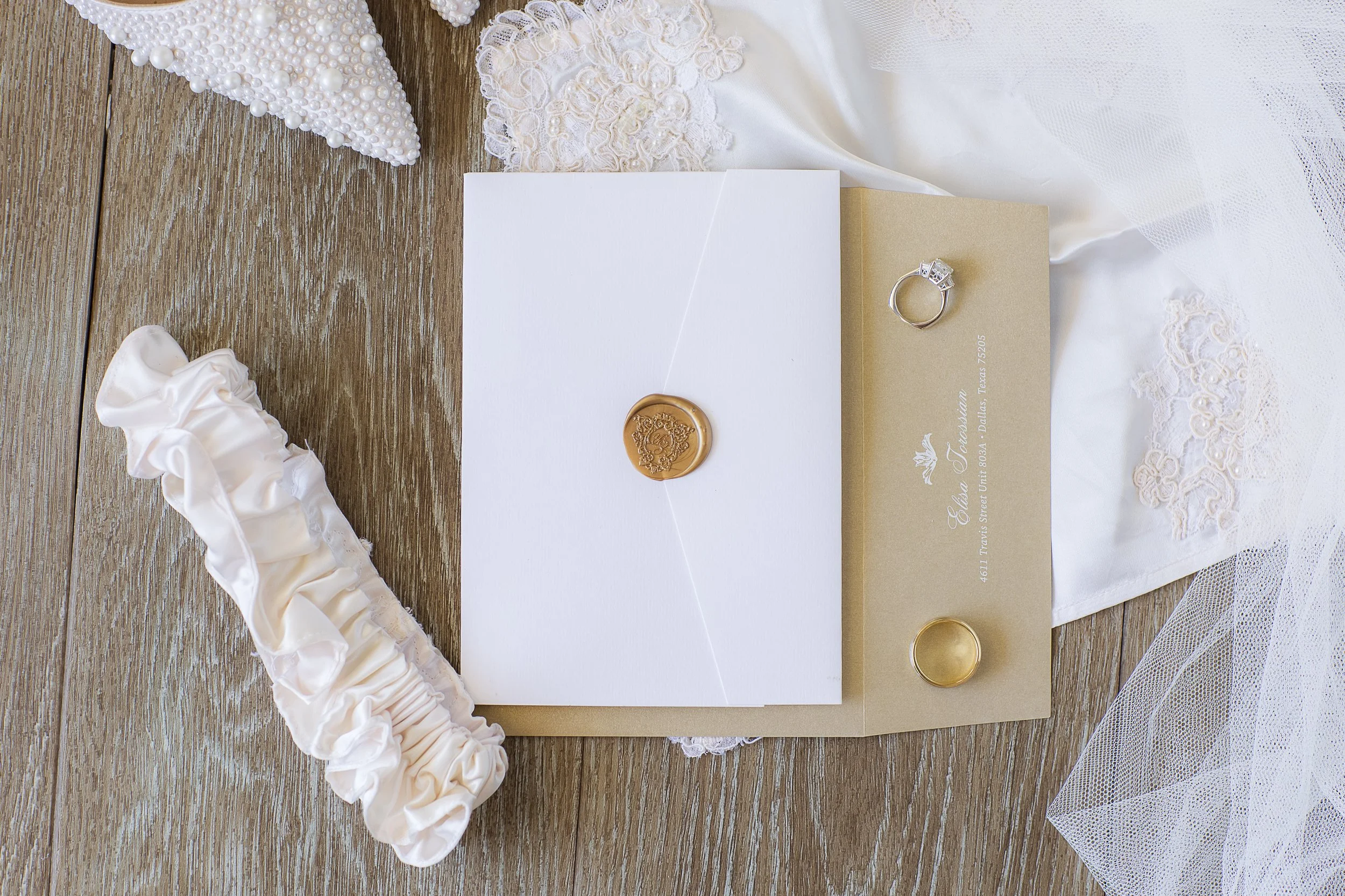 soft-champagne-white-wedding-invitation
