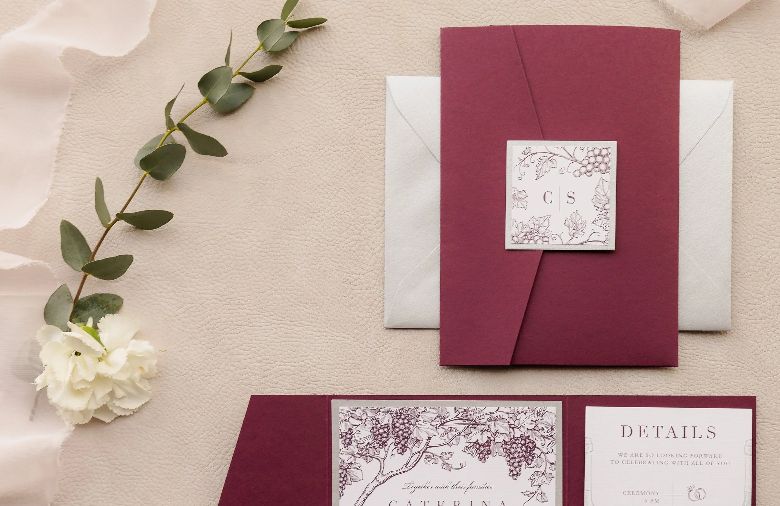 wine-grape-wedding-invitation