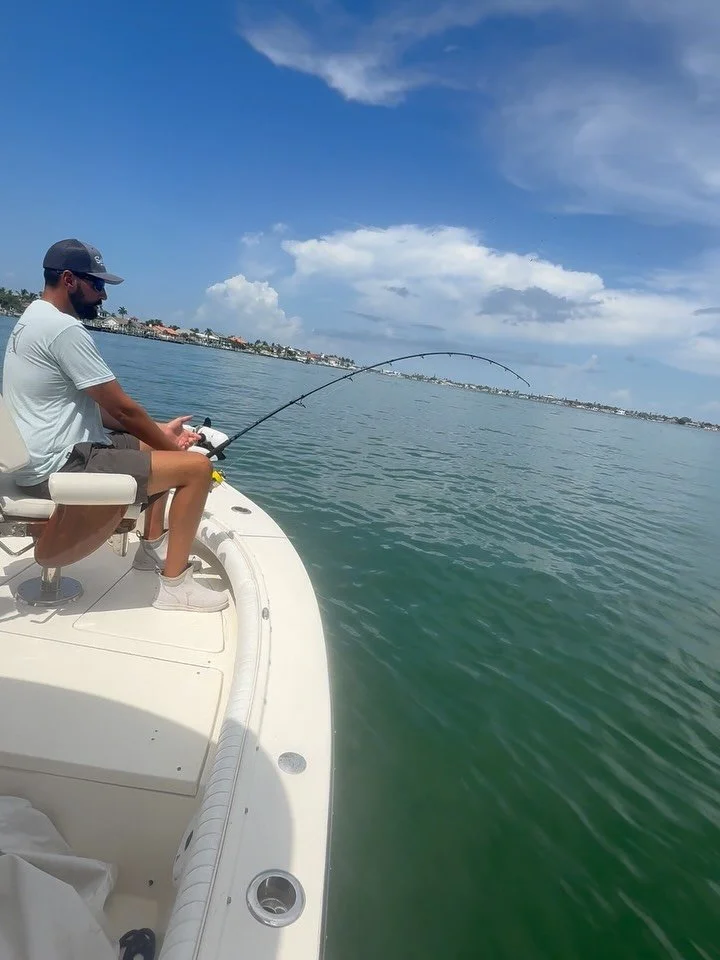 my good friend John reached out asking to catch 2 things Tarpon and snook. Needless to say he will be coming back soon! Great trip in Tampa bay! Great footage to come&hellip;