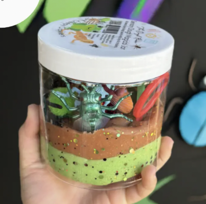 Super Size Sensory Dough Magical Jar - Creepy Crawlers